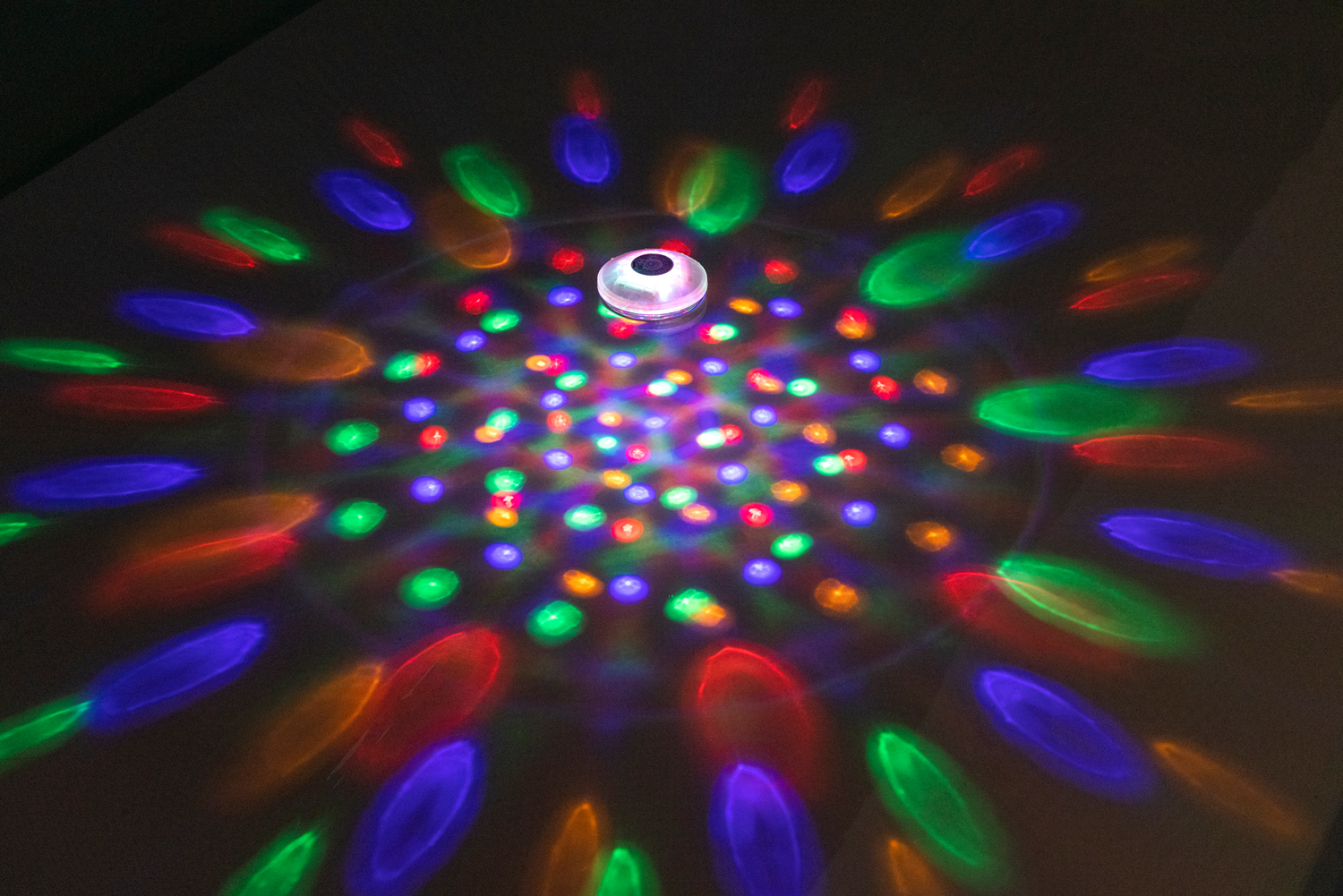 batteriebetriebene, schwimmende LED-Leuchte, Ø 14 cm