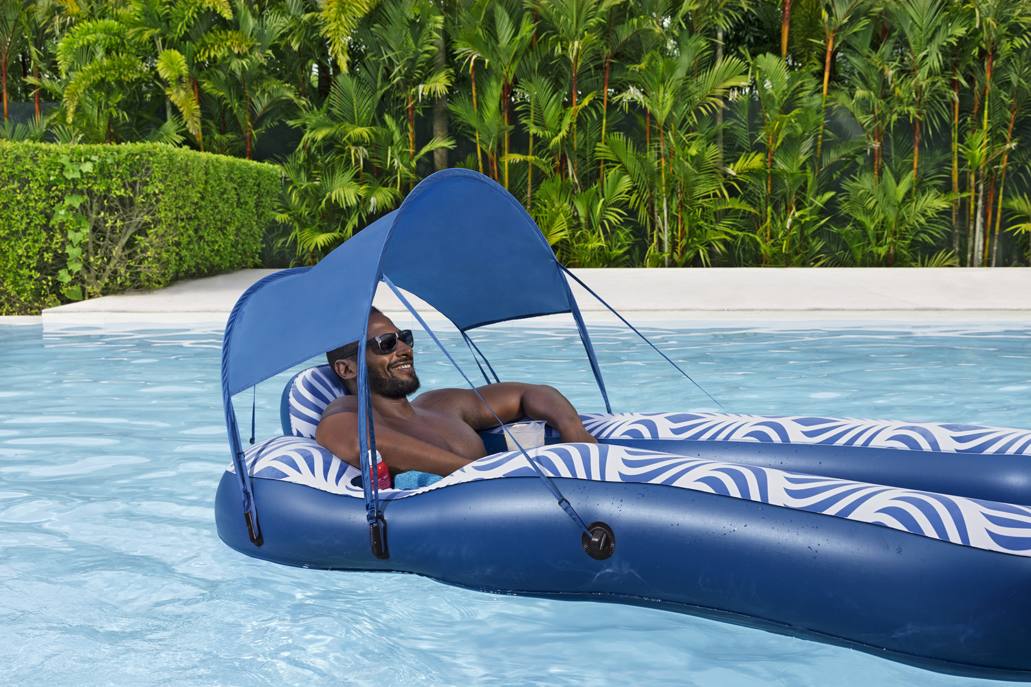 Poolmatte Comfort Plush™ mit Sonnenschutzdach 198 x 112 cm