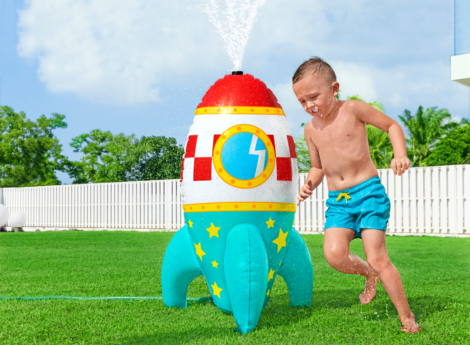 Space Blast™ Wassersprinkler 64 x 61 x 102 cm