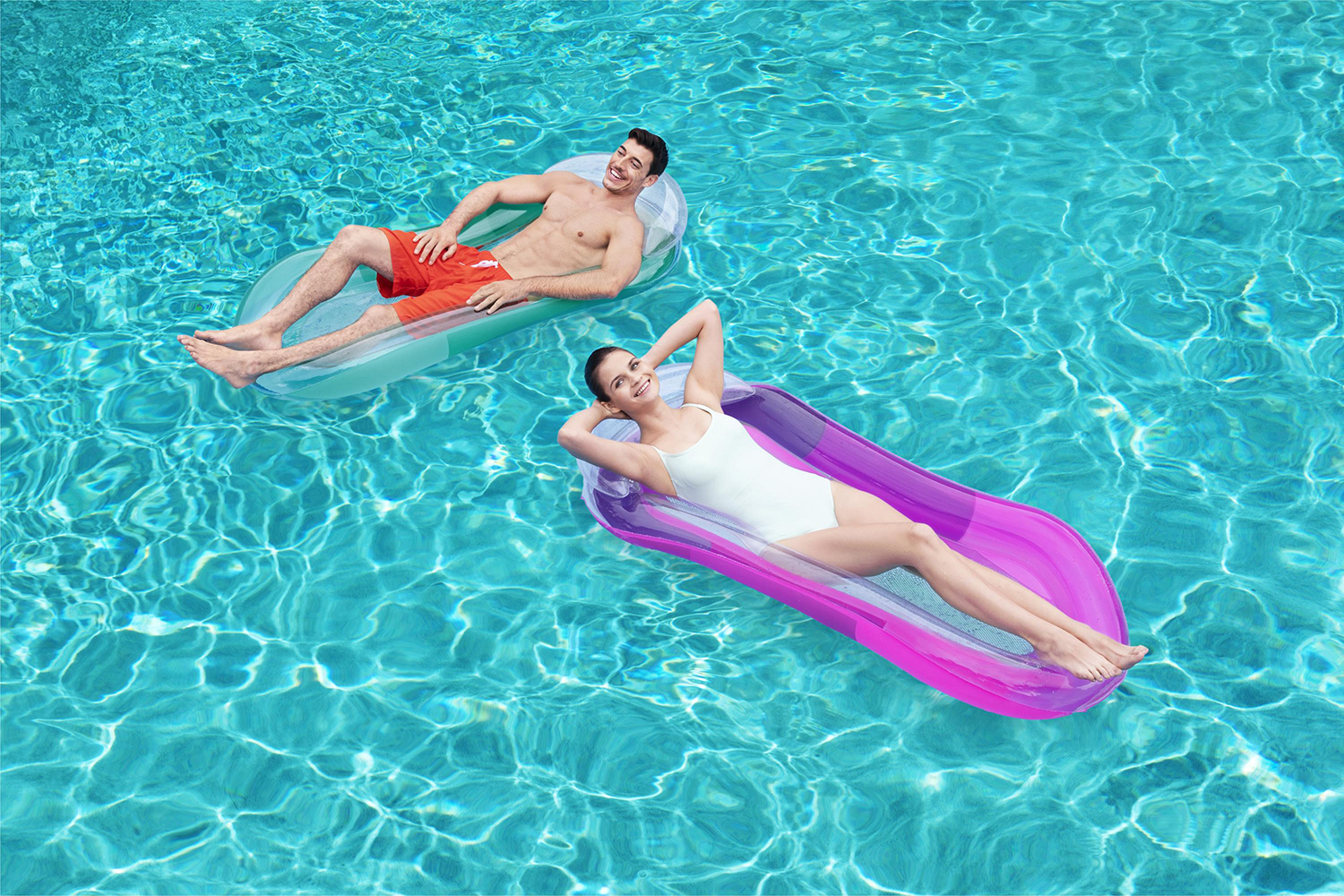 Luftmatratze Hydroluxe™ 153 x 74 x 28 cm, sortiert