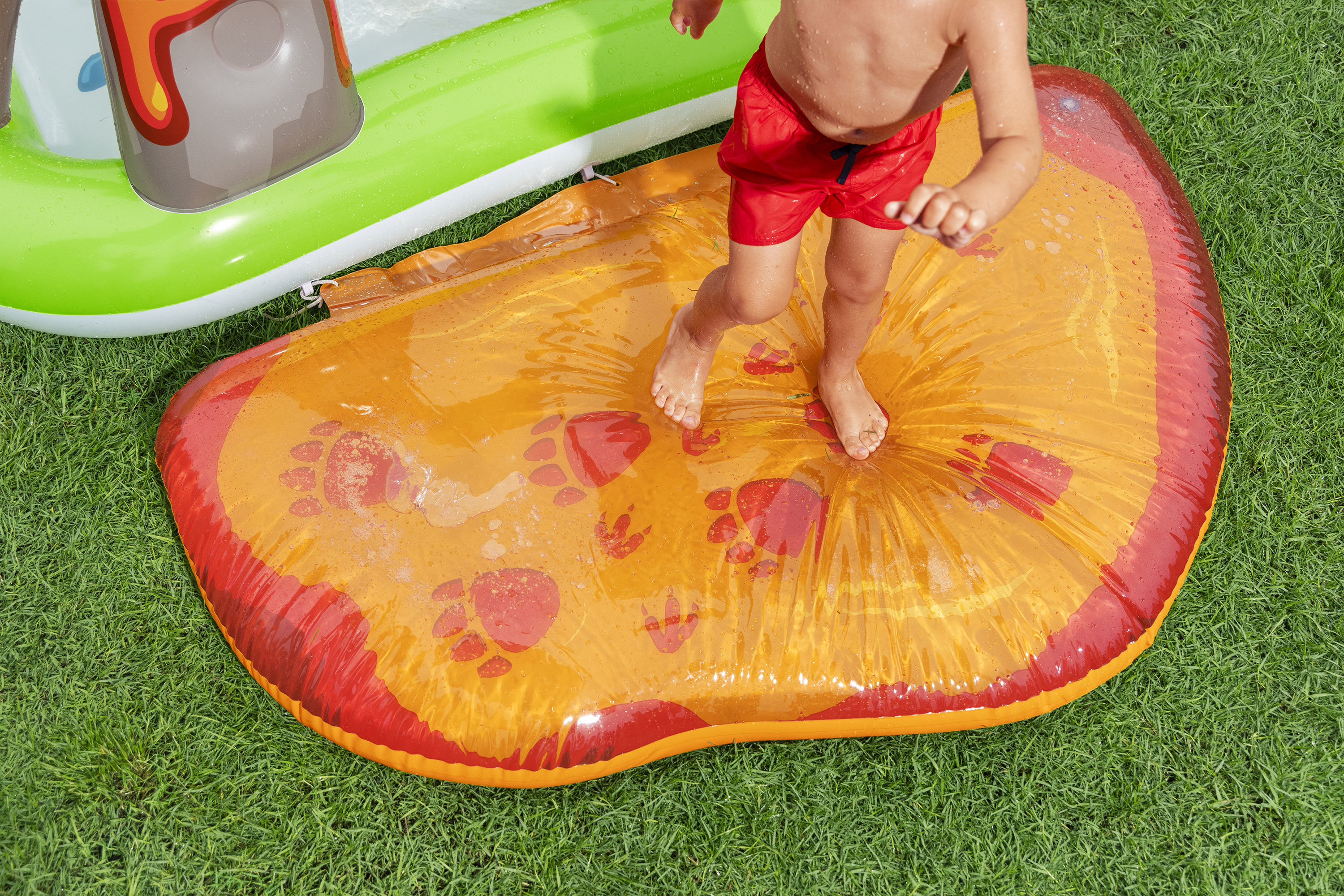 Wasserspielcenter Vulkan 262 x 188 x 102 cm