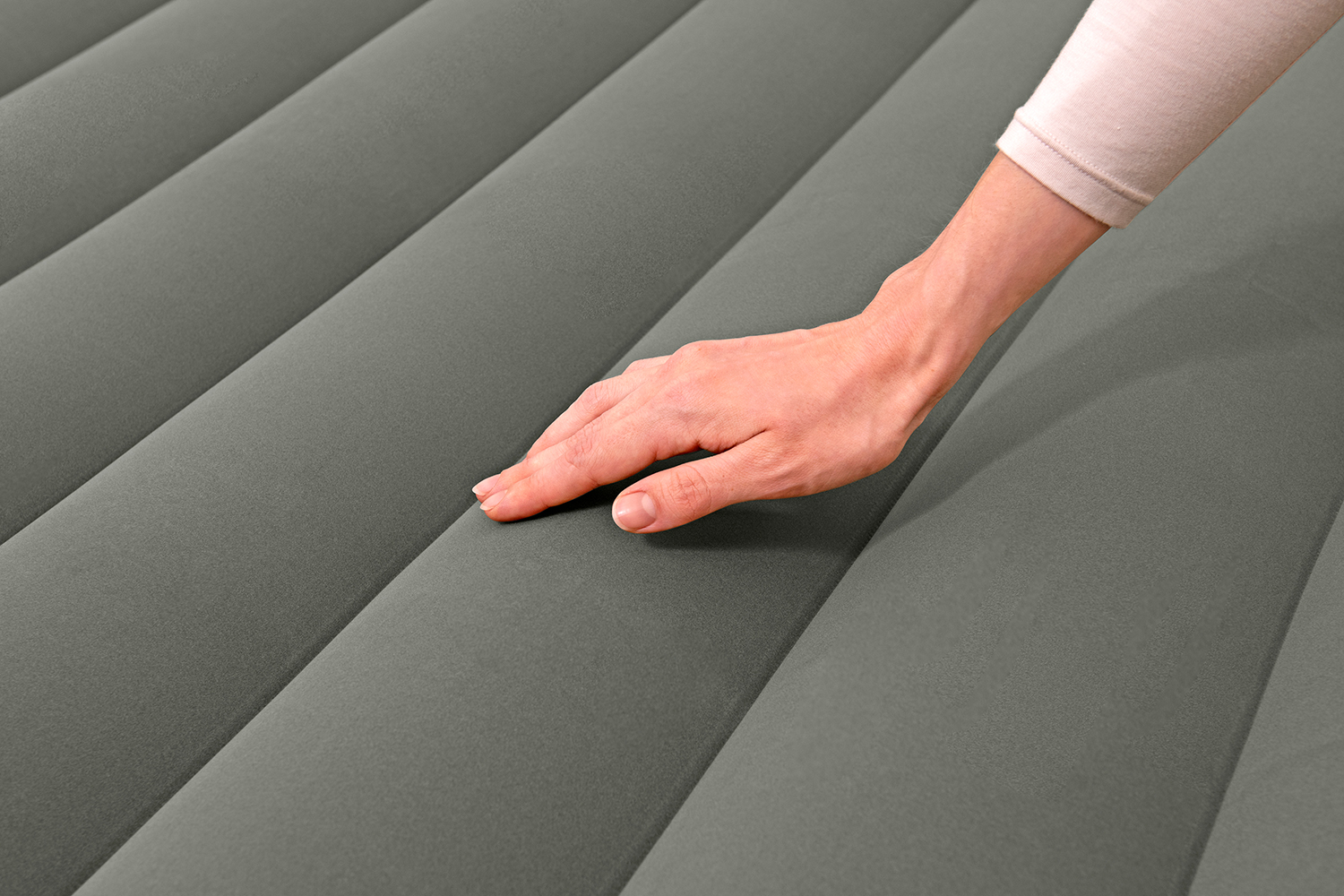 TriTech® Doppelluftbett 203 x 152 x 30 cm TriTech® Doppelluftbett 203 x 152 x 30 cm