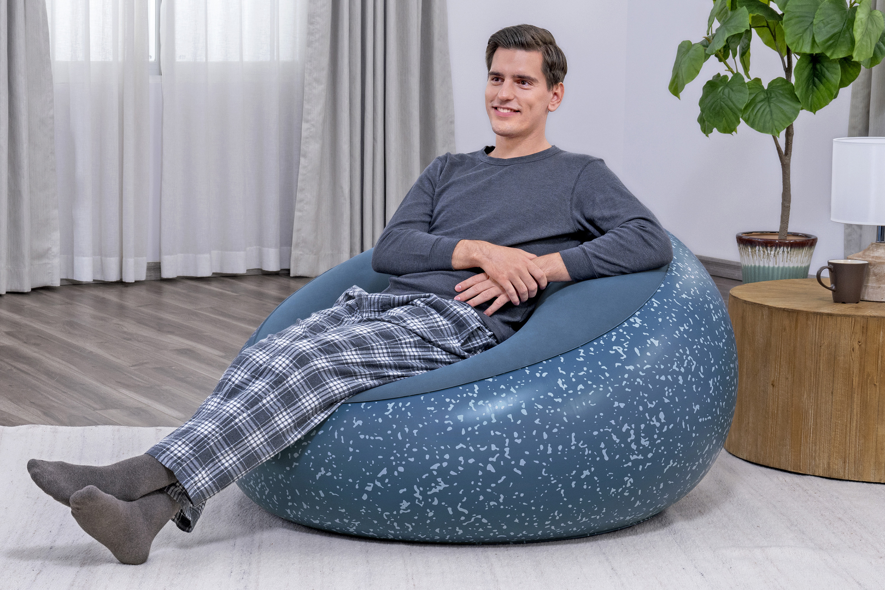 Inflate-A-Chair™ Luftsessel 112 x 112 x 66 cm, blau