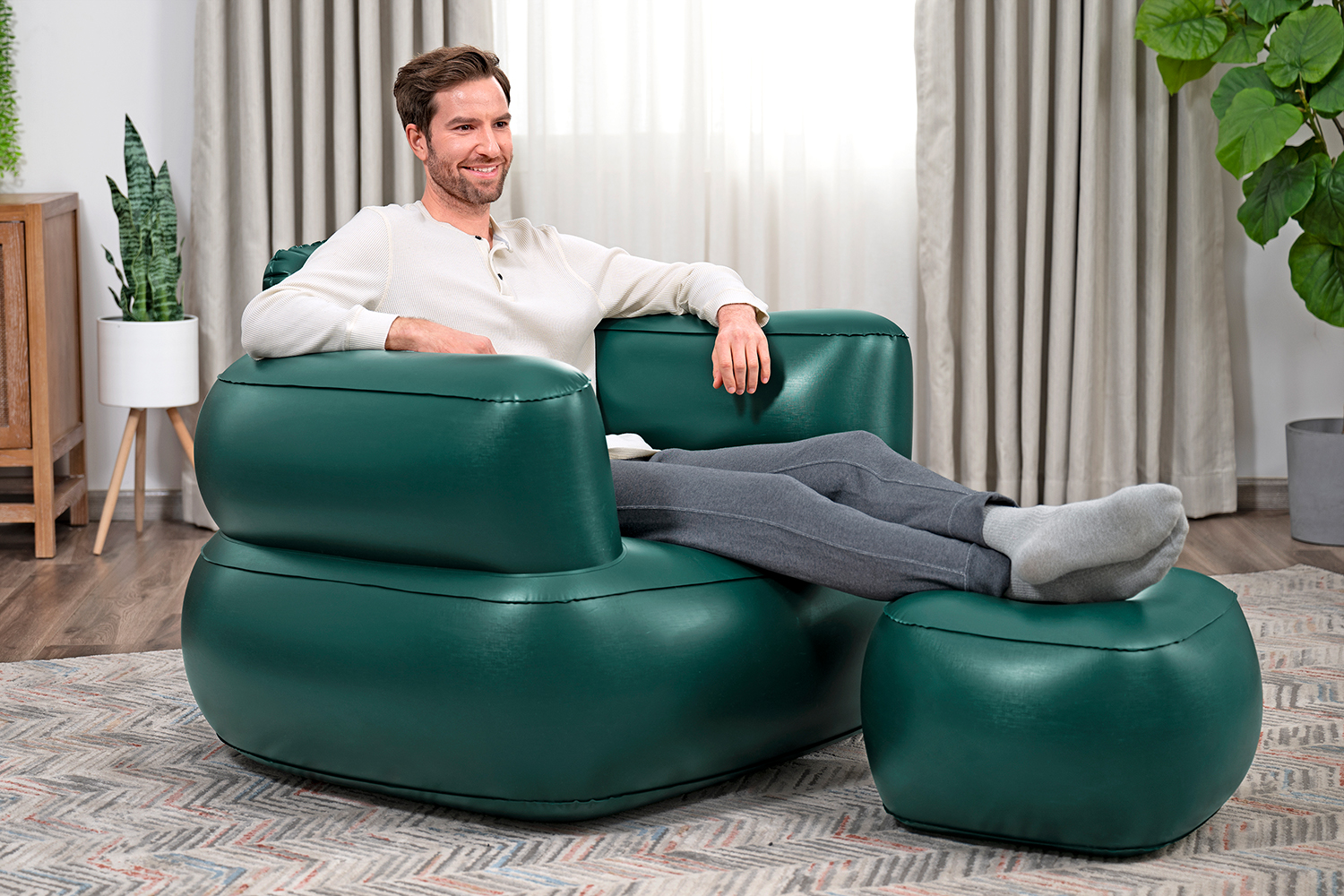 Luftsessel Comfi Cuber™ mit Fußhocker 107 x 99 x 80 cm, sortiert
