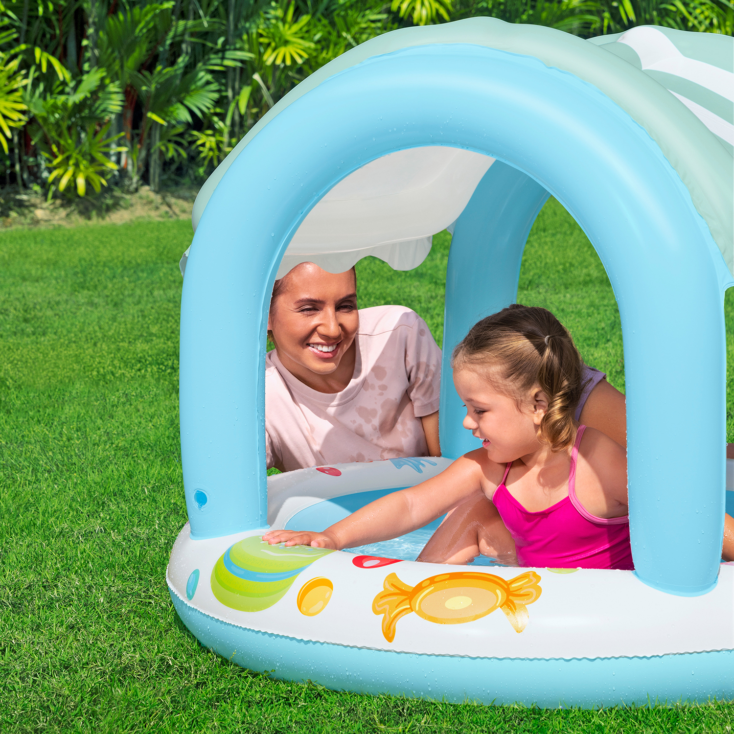 Planschbecken Sweet Shope™ mit Sonnenschutzdach 104 x 84 cm Planschbecken Sweet Shope™ mit Sonnenschutzdach 104 x 84 cm