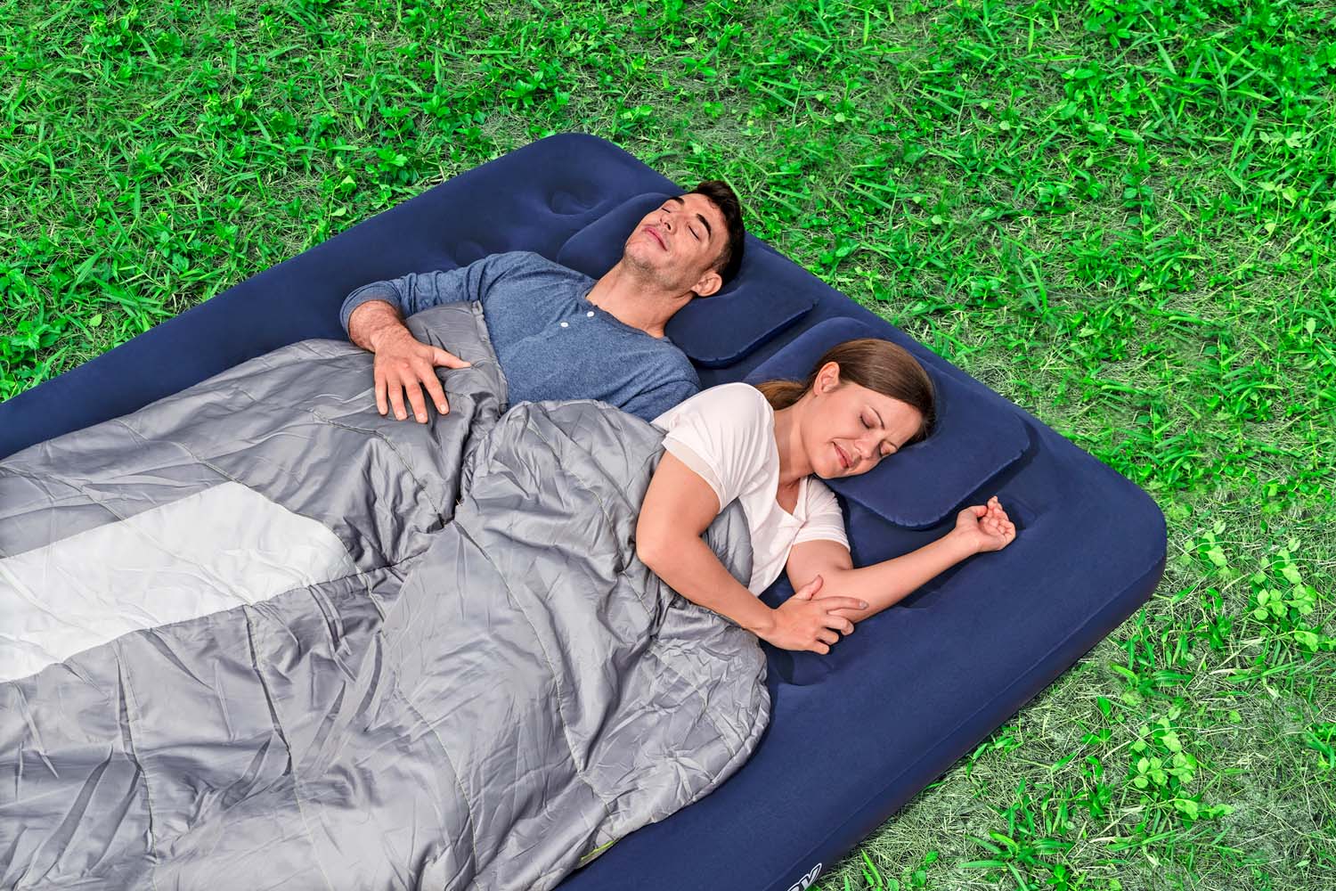 Doppelluftbett  mit externer Handpumpe 203 x 152 x 22 cm