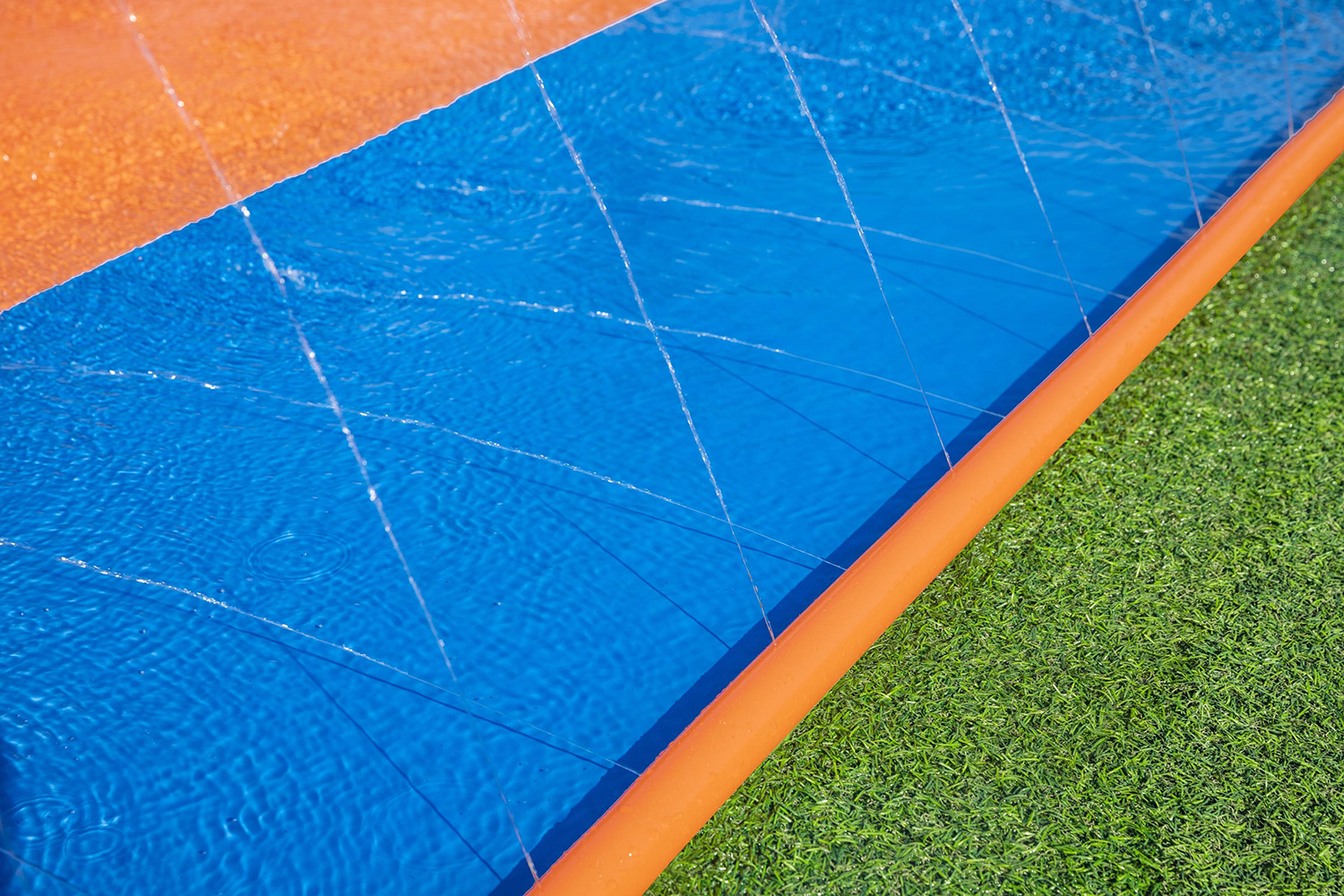 H2OGO!™ 16'/4.88m Triple Slide H2OGO!™ 16'/4.88m Triple Slide