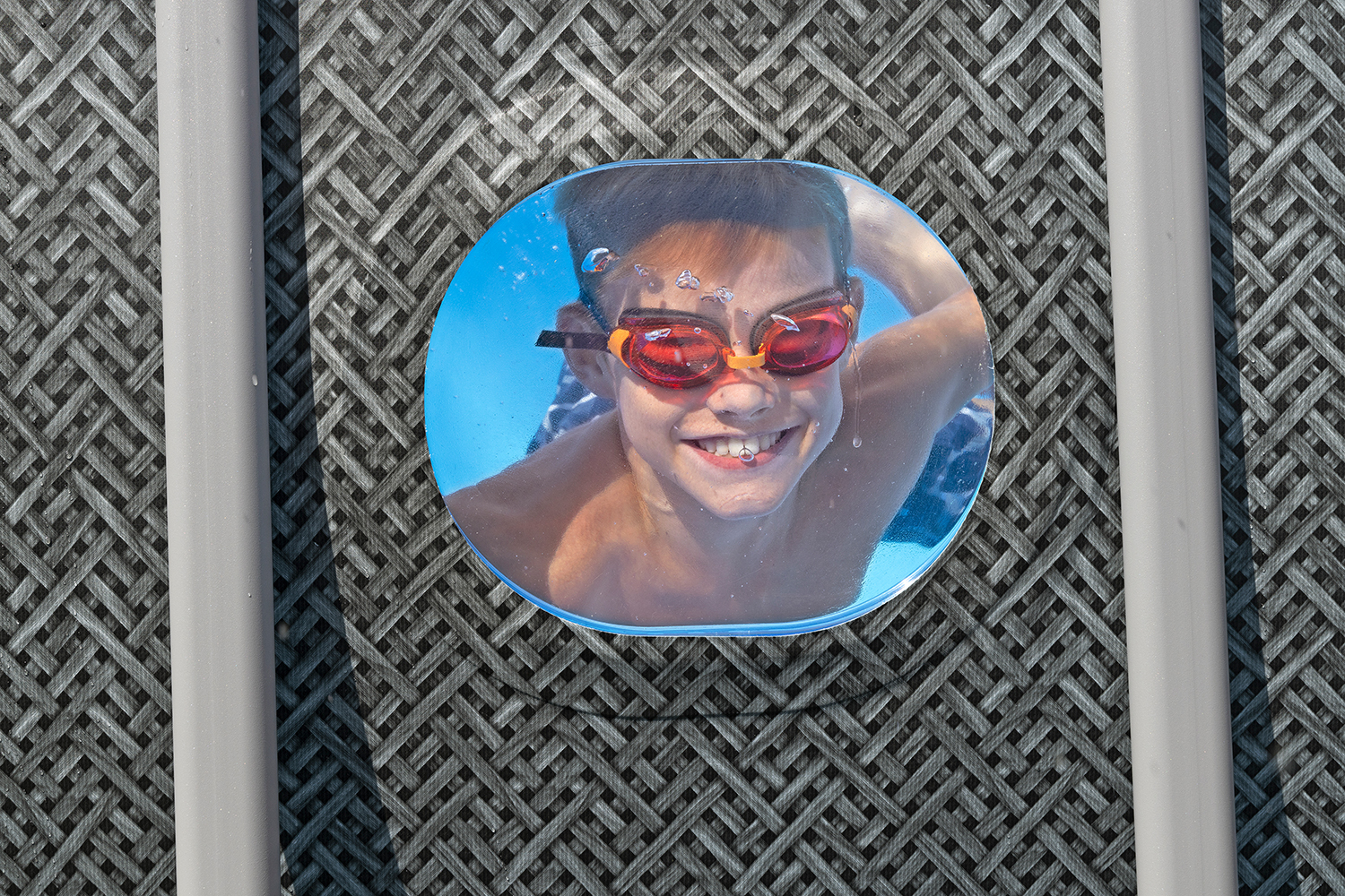 Steel Pro MAX™ Splashview™ Frame Pool Komplett Set mit Filterpumpe  488 x 244 x 122 cm, Rattan-Optik (Schiefergrau), eckig