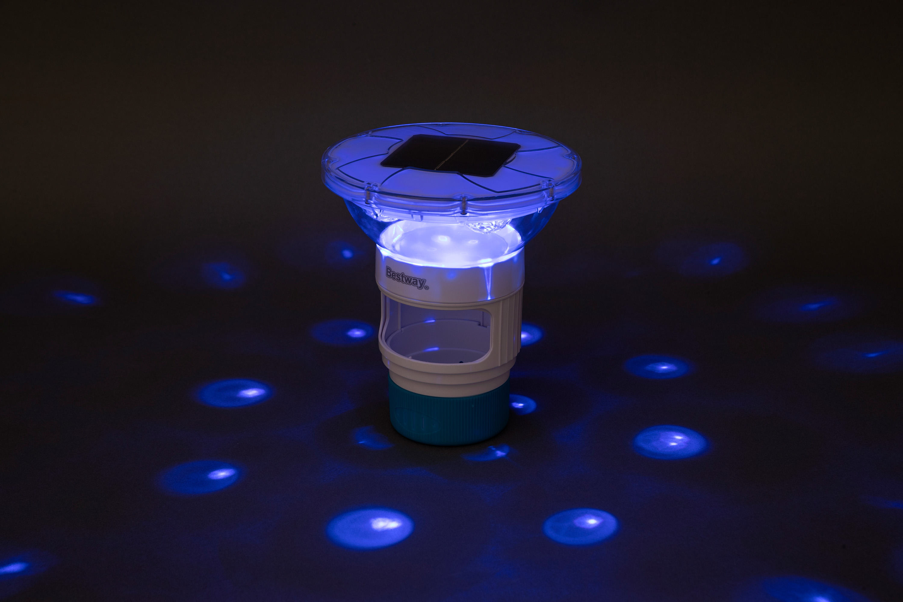 Dosierschwimmer SolarGlow™ mit solarbetriebenem LED Licht Ø 18 x 21,5 cm