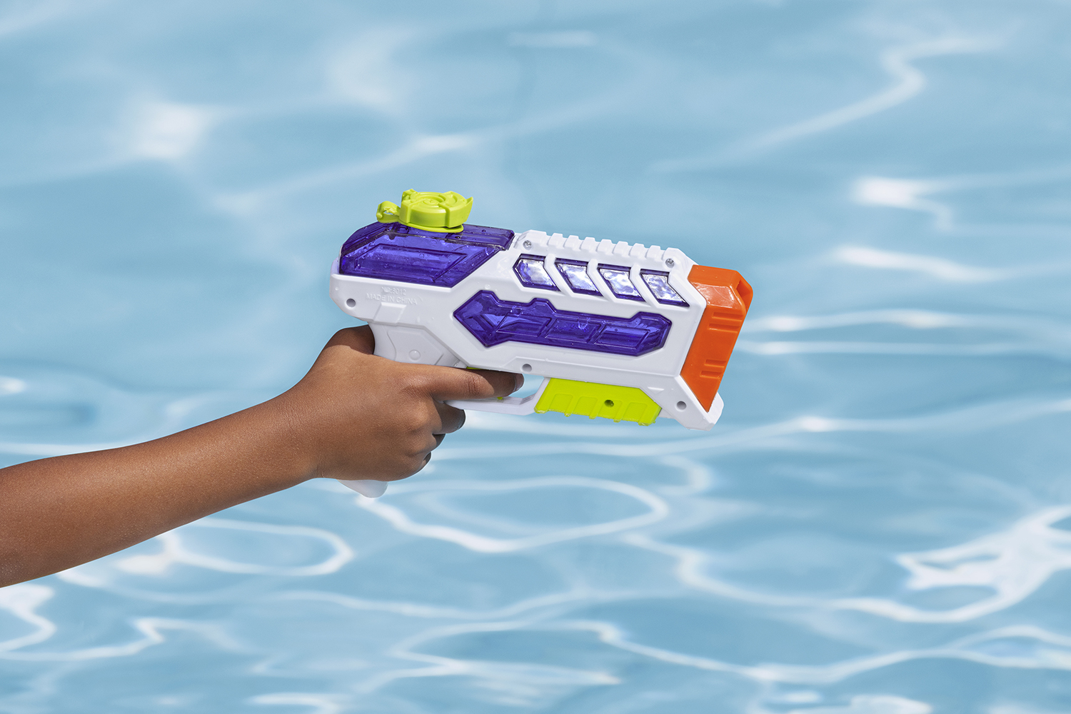 Schwimmspielzeug Splash Shuttle™ 117 x 107 cm