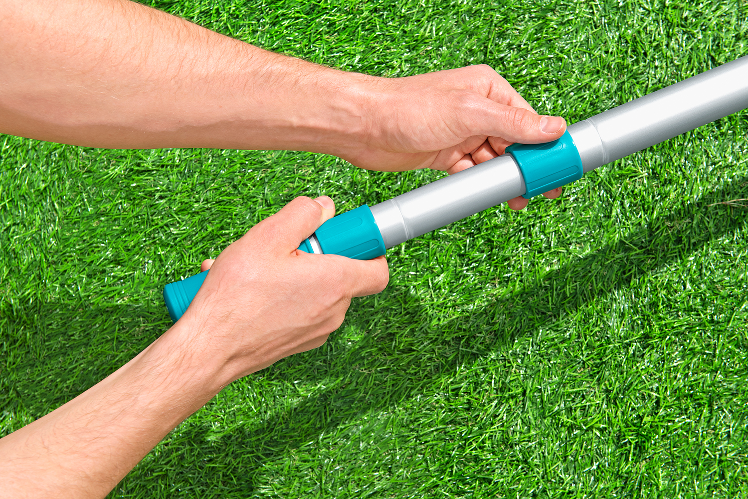 Poolpflege Basis Set AquaClean™ mit pumpenbetriebenem Poolsauger & Kescher  für Poolgrößen bis 610 cm Poolpflege Basis Set AquaClean™ mit pumpenbetriebenem Poolsauger & Kescher  für Poolgrößen bis 610 cm