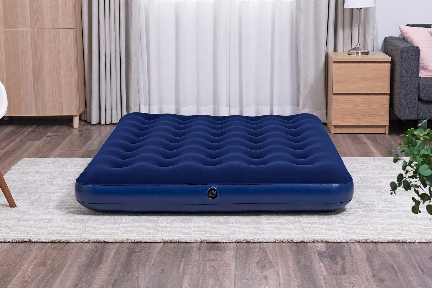 Luftbett mit externer Luftpumpe 191 x 137 x 22 cm