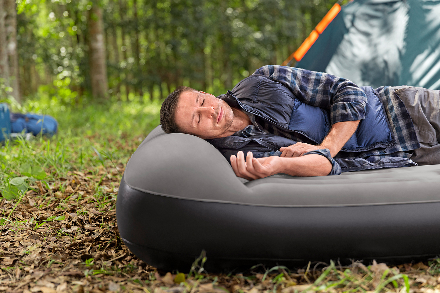 TriTech® Doppelluftbett mit USB-Elektropumpe 203 x 152 x 30 cm TriTech® Doppelluftbett mit USB-Elektropumpe 203 x 152 x 30 cm