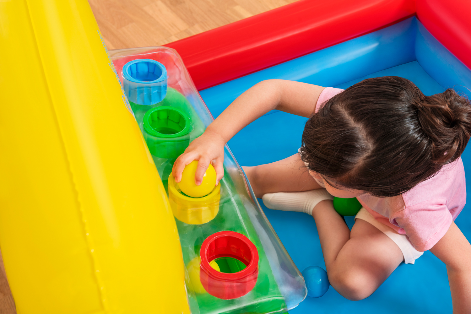 Sort 'n Play™ Bällebad 104 x 94 x 61 cm