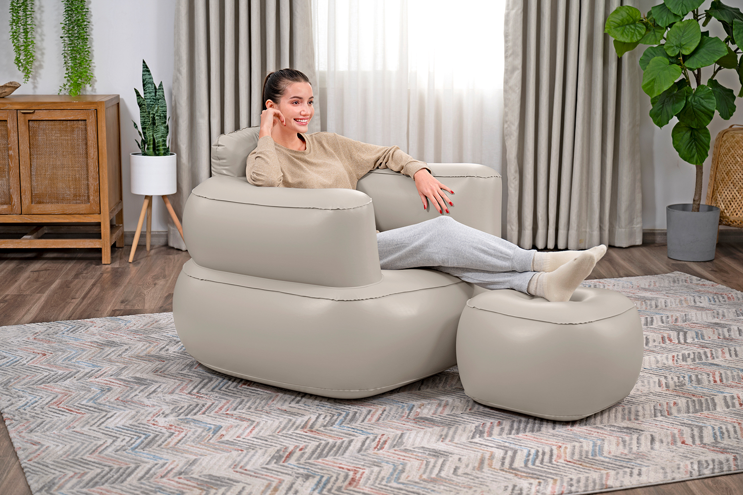Luftsessel Comfi Cuber™ mit Fußhocker 107 x 99 x 80 cm, sortiert