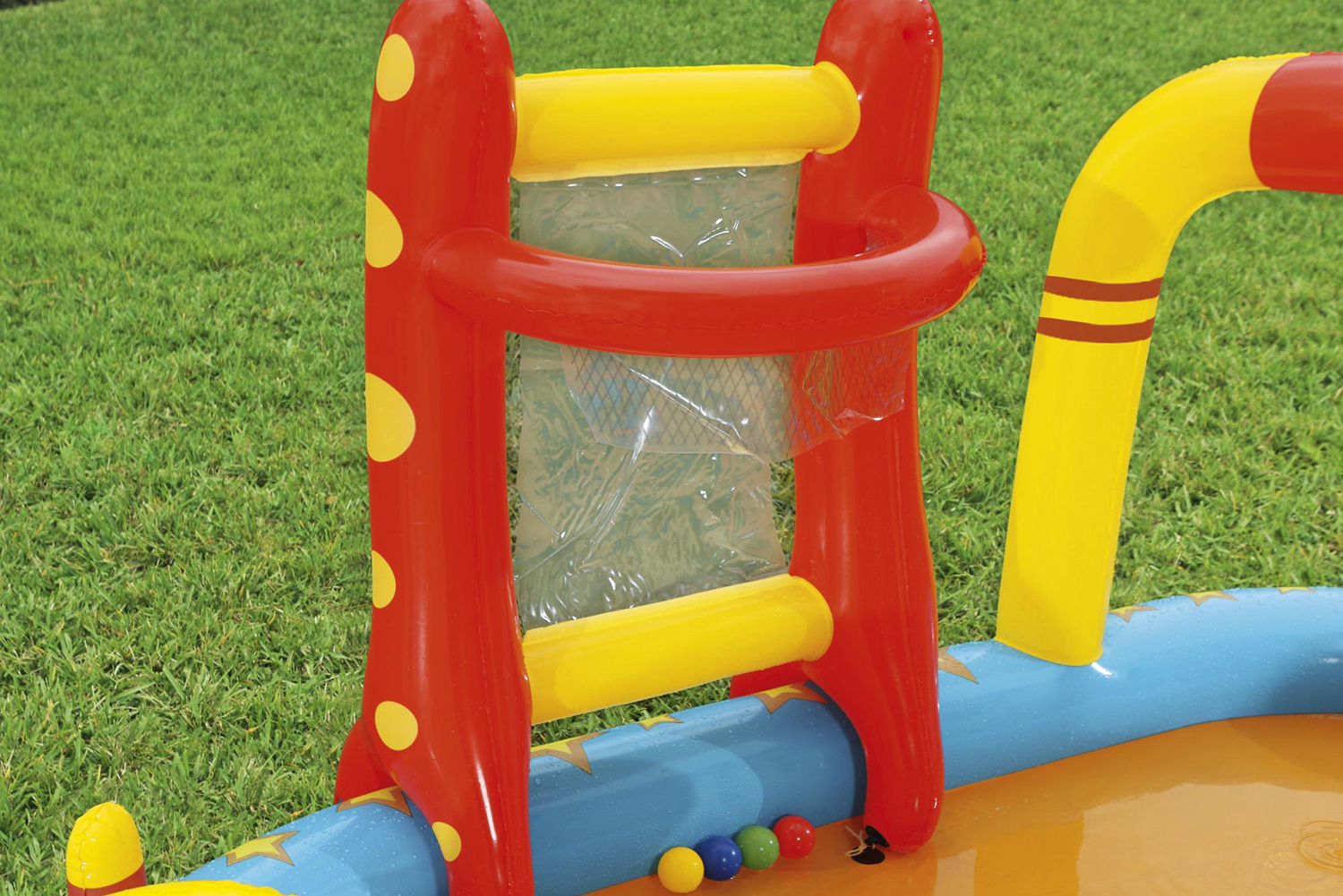 Wasserspielcenter Kleiner Champion 435 x 213 x 117 cm