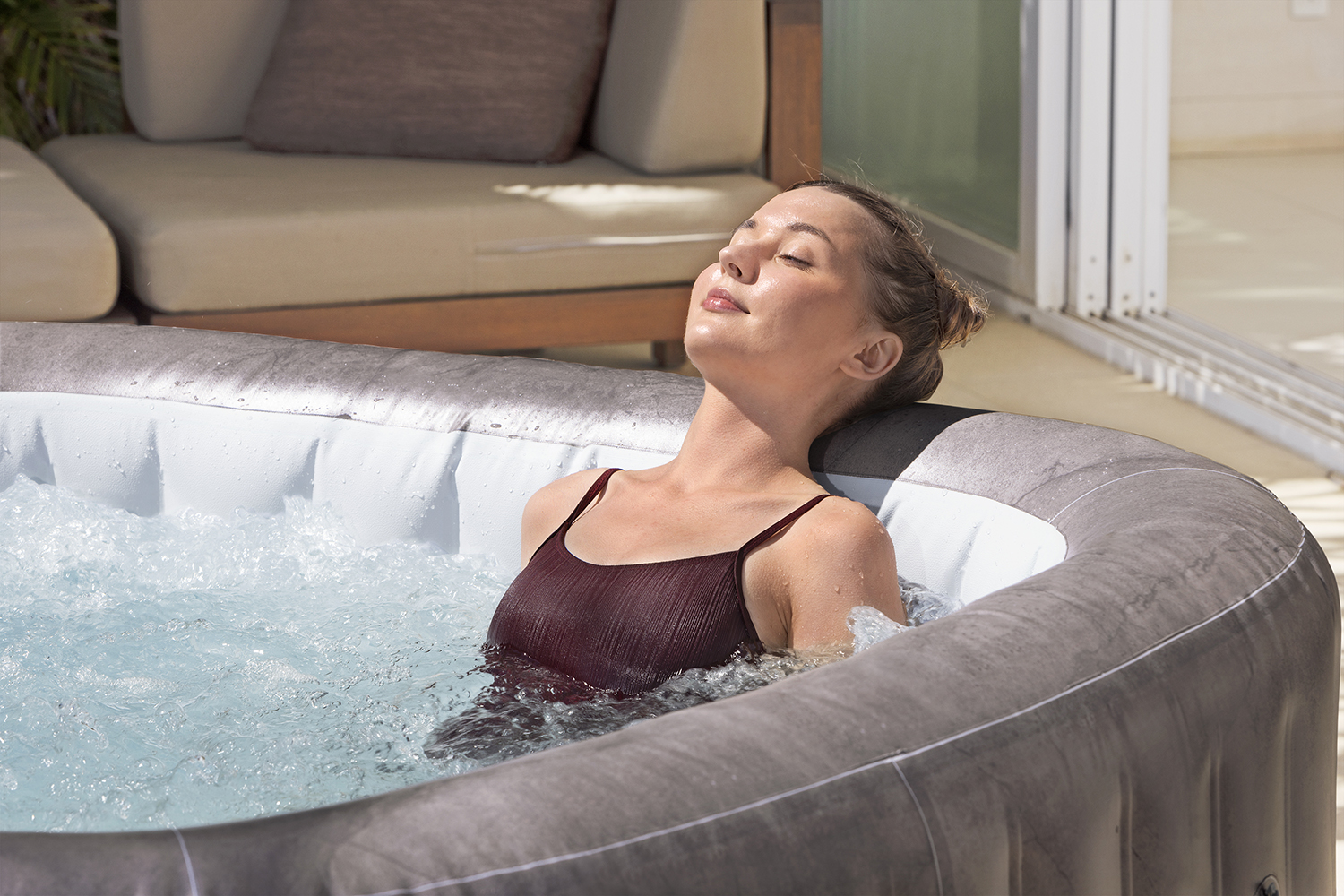 LAY-Z-SPA® Energiespar-Whirlpool Rome AirJet™ mit App-Steuerung, für 6 Personen, 180 x 180 x 71 cm, Marmor-Optik (Braun)