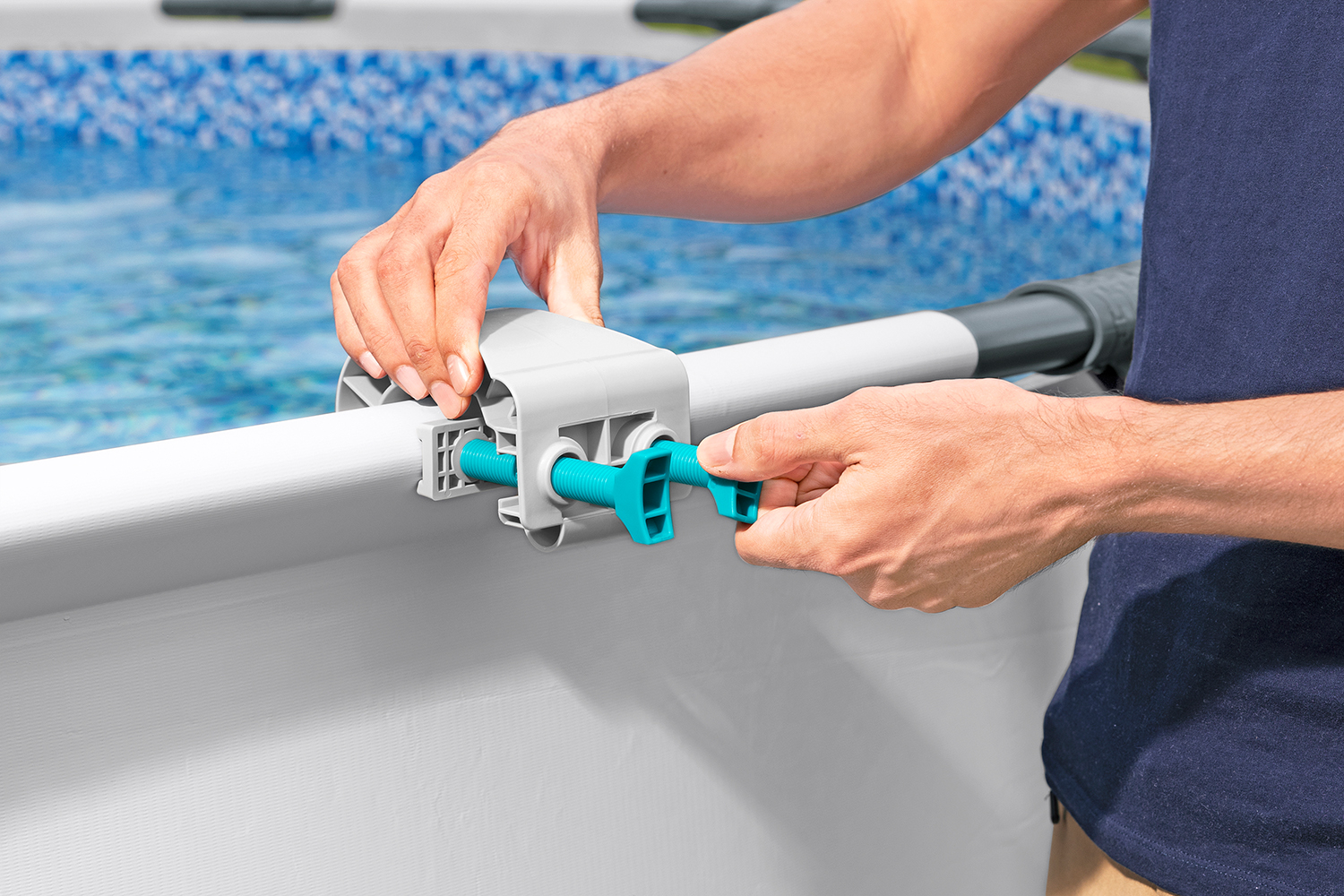 Skimatic™ 2-in-1 Einhängeskimmer/Filterpumpen-Kombination 2.574 l/h, 48 W