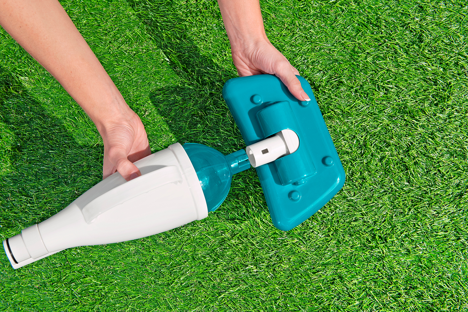 pumpenbetriebener Poolsauger AquaPristine™ für Poolgrößen bis 457 cm