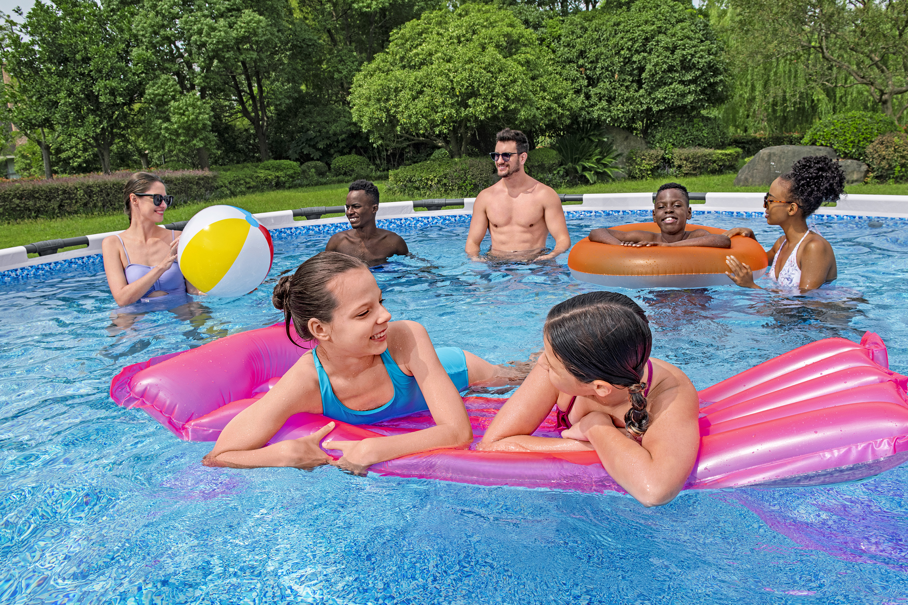 Steel Pro MAX™ Frame Pool Komplett Set mit Filterpumpe Ø 549 x 132 cm, lichtgrau, rund