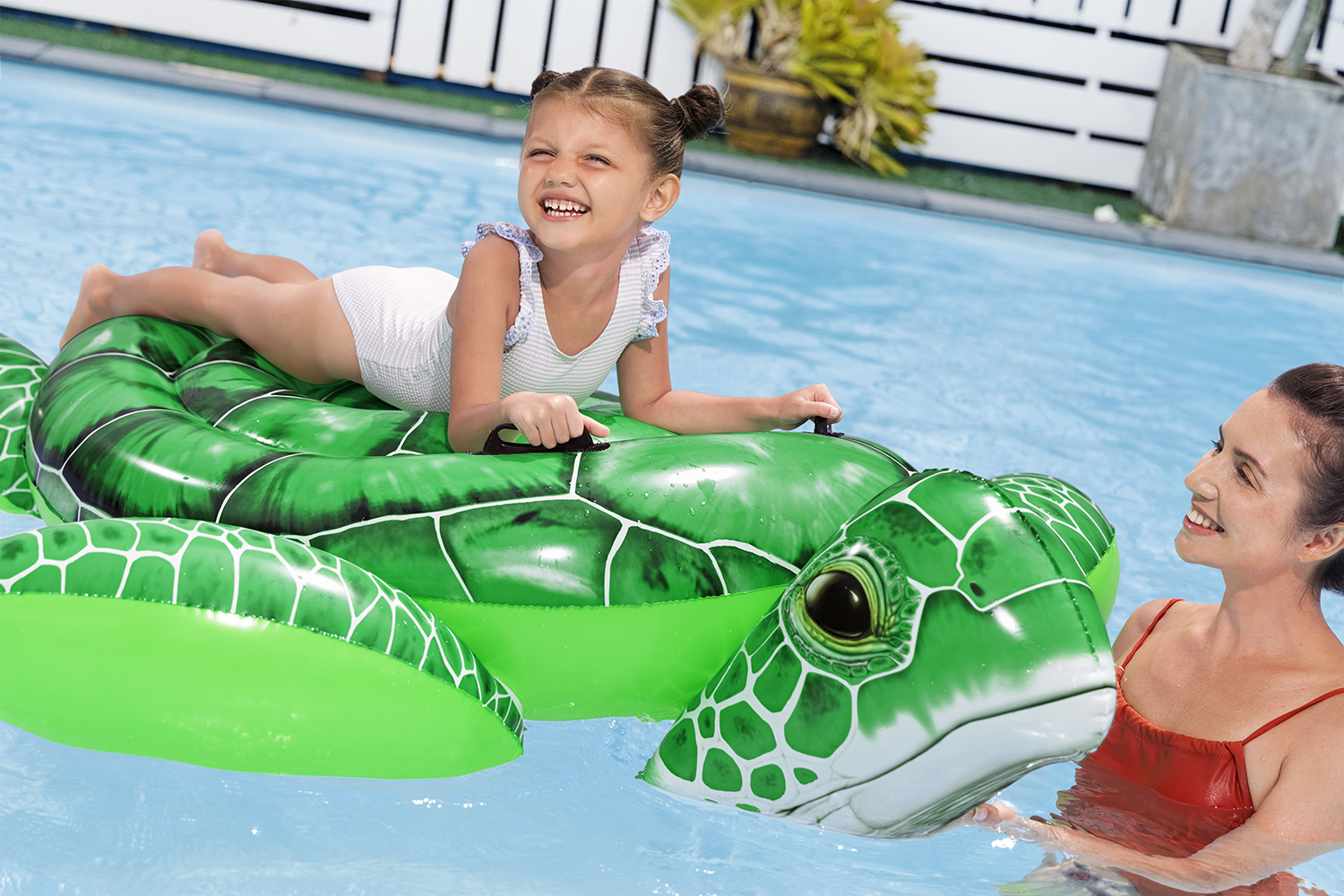 Schwimmtier Tidal Turtle™ 153 x 140 x 38 cm
