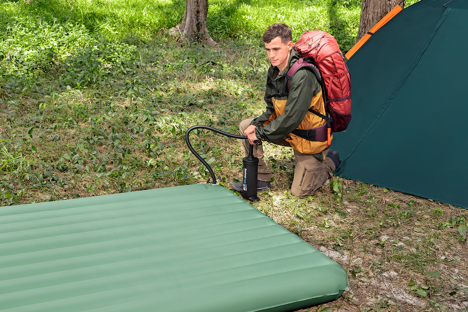 Aufblasbare Doppel-Isomatte AdventuRest™ 203 x 142 x 15 cm