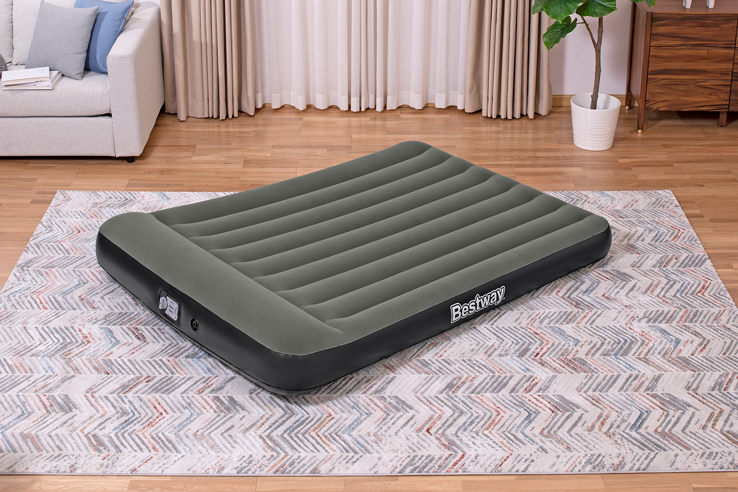 TriTech™ Doppelluftbett mit integrierter, batteriebetriebener Elektropumpe 203 x 152 x 30 cm
