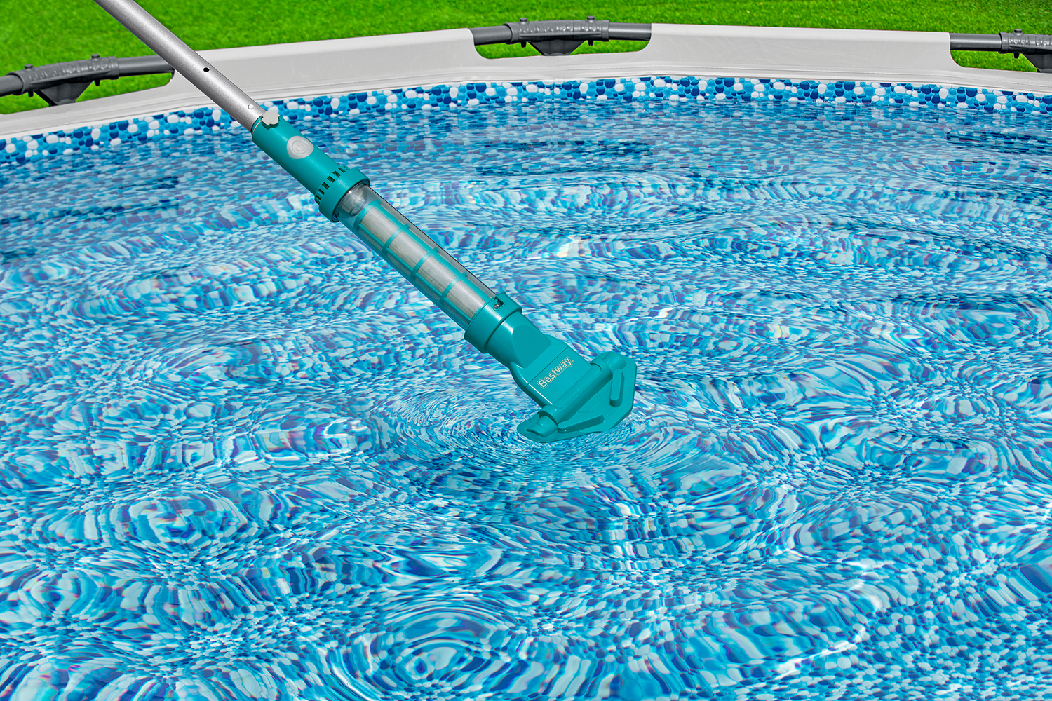 akkubetriebener Poolsauger AquaSurge™ 251 cm akkubetriebener Poolsauger AquaSurge™ 251 cm