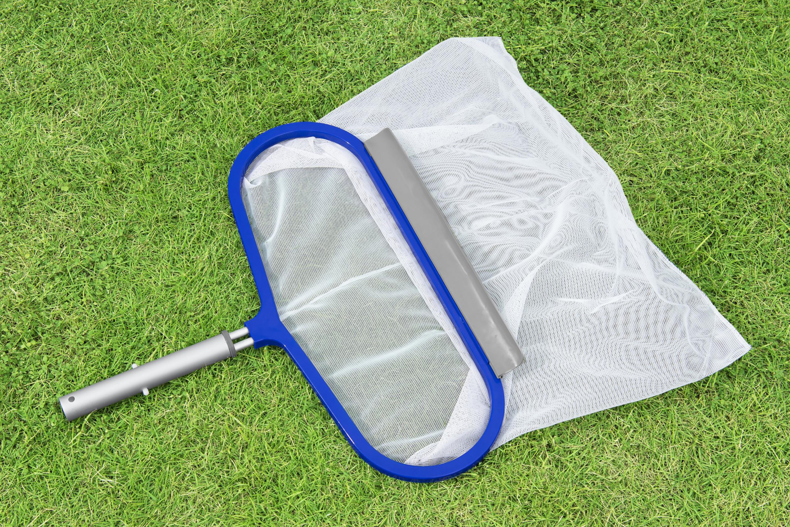 Flowclear™ Poolkescher AquaRake™ Deluxe für Teleskopstange 50 x 48 x 2,8 cm