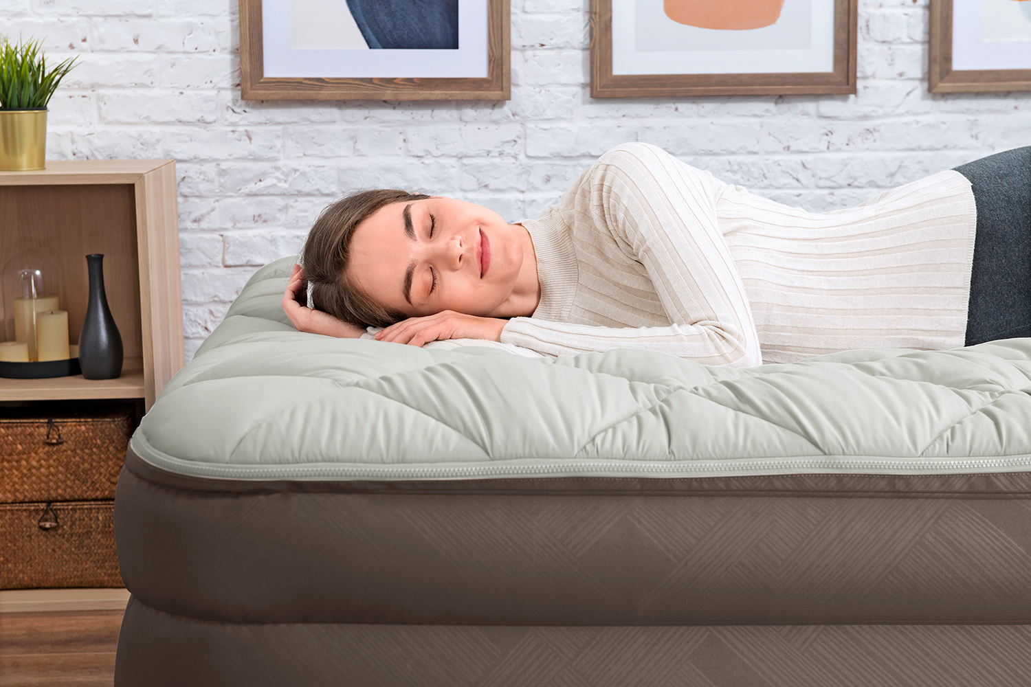 Fortech™ Doppelluftbett mit Reißverschlussbezug & integrierter Elektropumpe  203 x 152 x 51 cm Fortech™ Doppelluftbett mit Reißverschlussbezug & integrierter Elektropumpe  203 x 152 x 51 cm