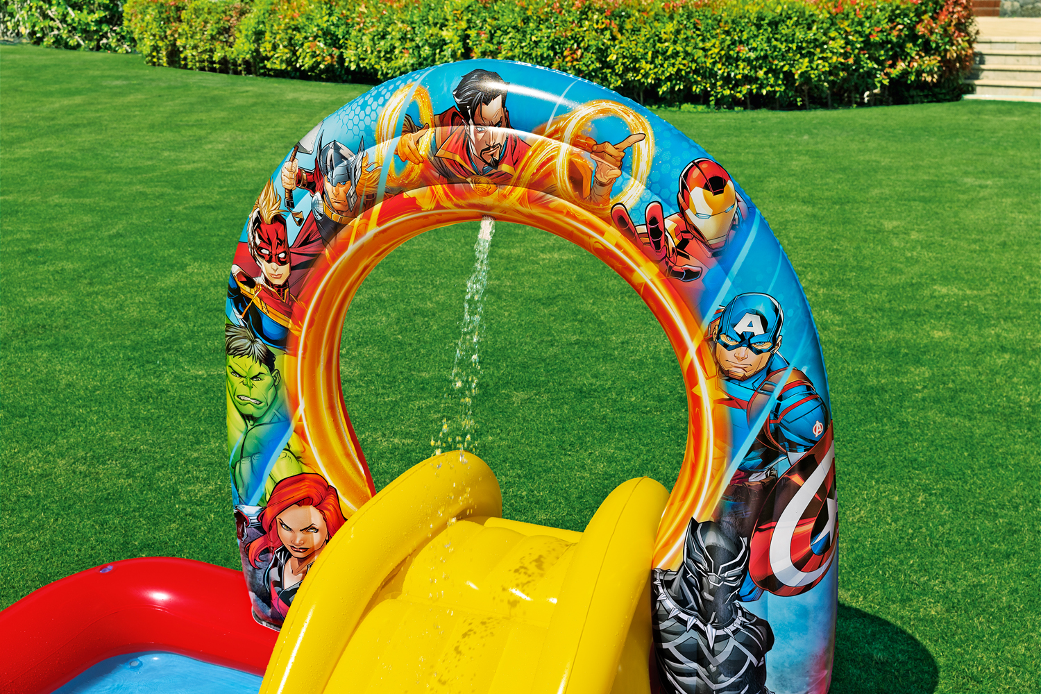 Marvel's® Wasserspielcenter Avengers Assemble™ 211 x 198 x 125 cm