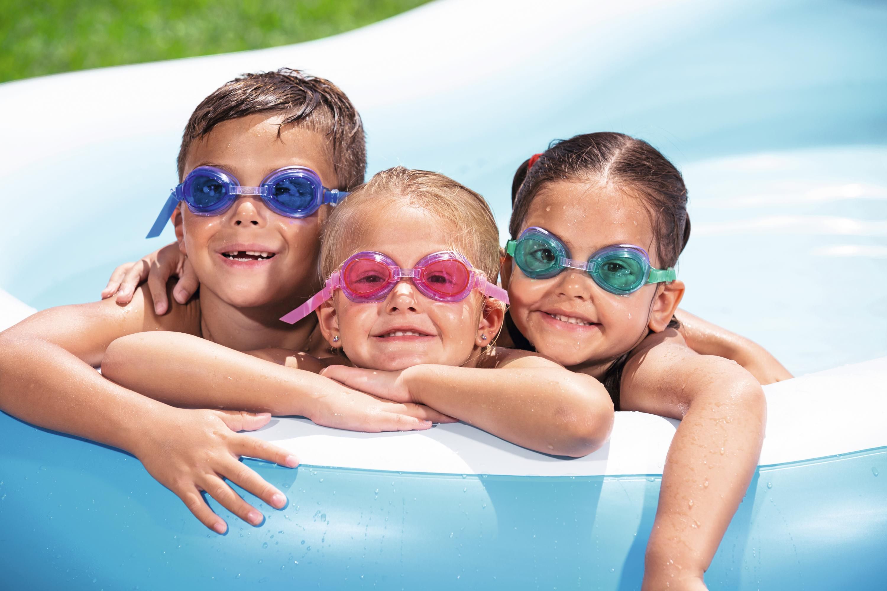 Bestway® 8'7" x 62" x 18"/2.62m x 1.57m x 46cm The Big Lagoon Family Pool