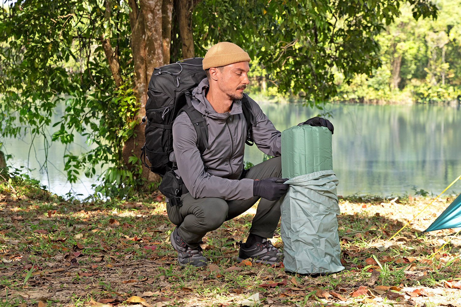 Selbstaufblasende Single Schlafmatte ComforTrek™ 183 x 63,5 x 7,6 cm Selbstaufblasende Single Schlafmatte ComforTrek™ 183 x 63,5 x 7,6 cm