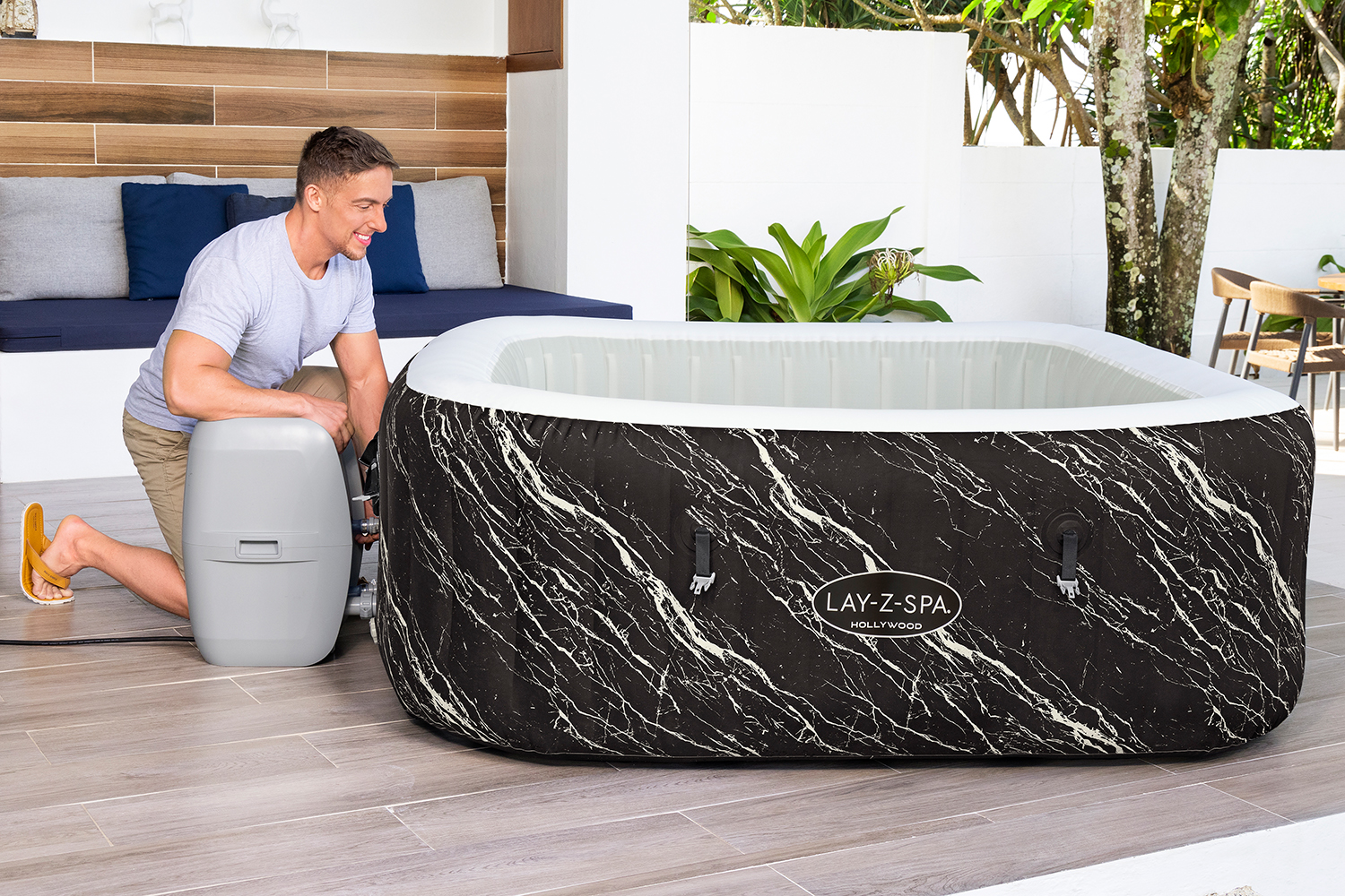 LAY-Z-SPA® LED-Whirlpool Hollywood AirJet™ für 6 Personen 180 x 180 x 66 cm, Marmor-Optik (Marquinia)