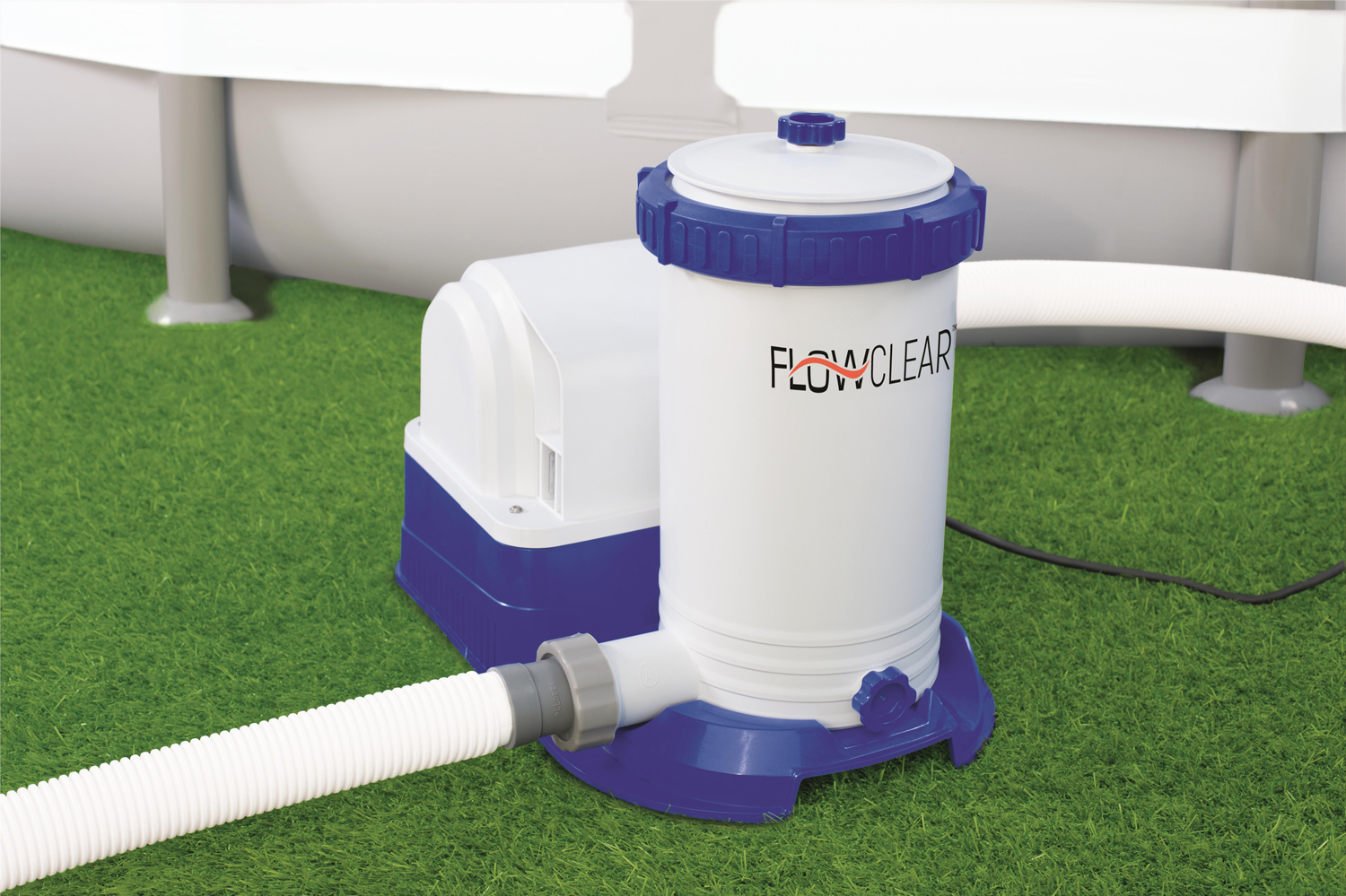 Flowclear™ 2500gal Filter Pump