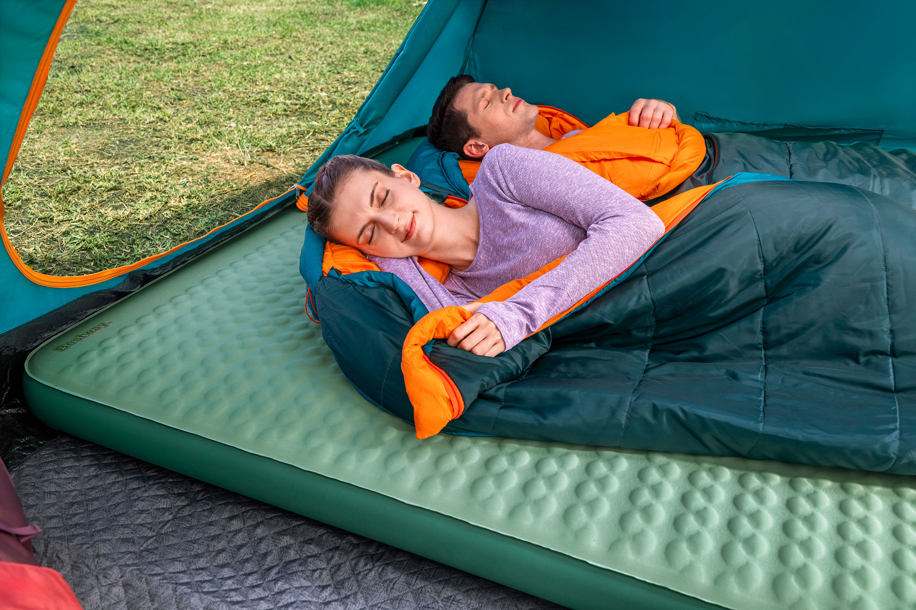 Selbstaufblasende Doppel Isomatte ComfortTrek™ 202,5 x 153 x 11 cm