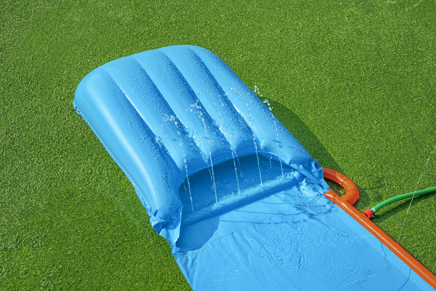 H2OGO!® 1-Person-Wasserrutsche Tsunami Splash Ramp™ 488 x 84 x 30 cm
