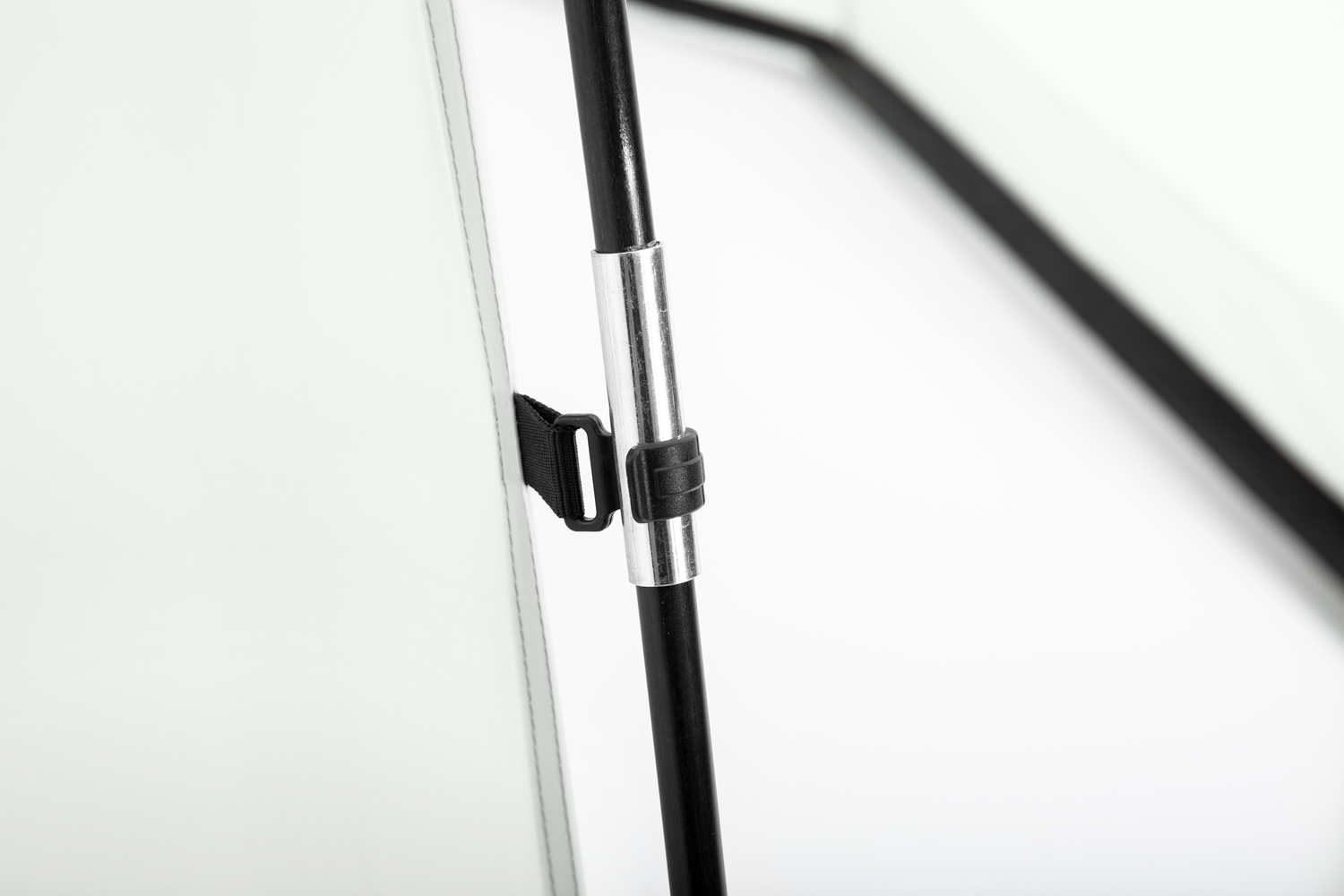 Pavillon für runde Pools, 600 x 295 cm Pavillon für runde Pools, 600 x 295 cm