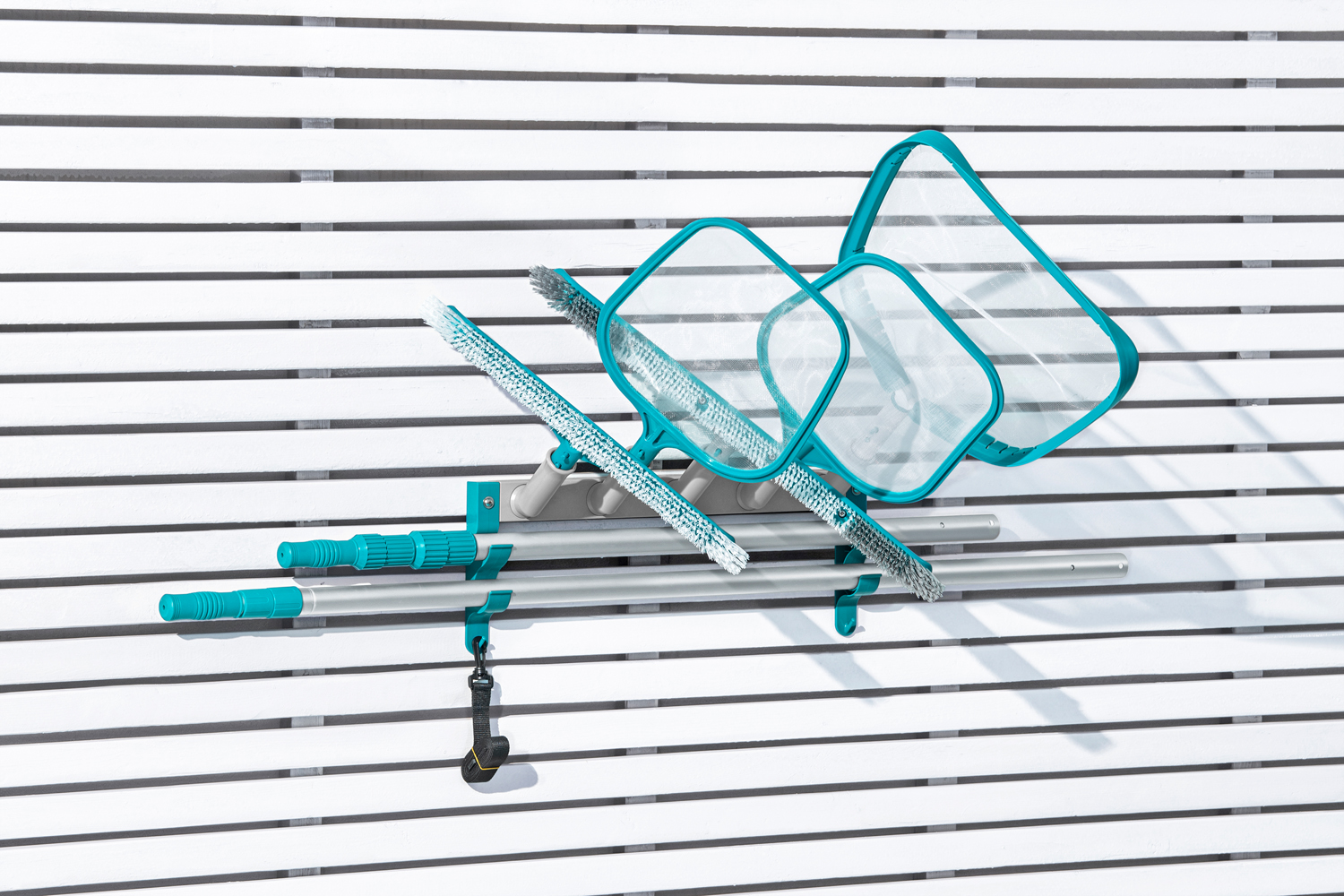 StorePro™ Halterung für Poolzubehör 57 x 18,2 x 42 cm