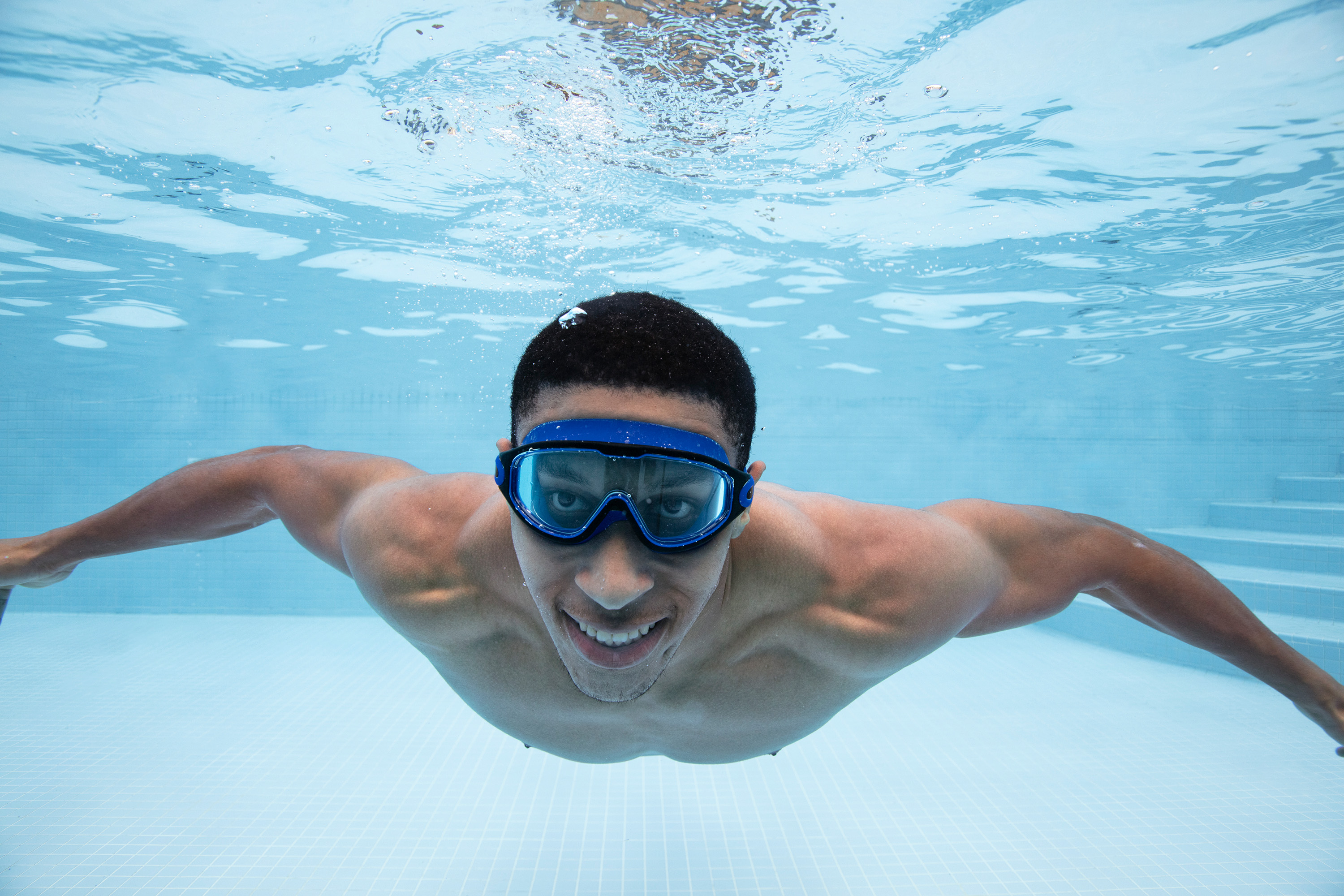 Schwimmbrille Tidal Surge Pro™ ab 14 Jahren, sortiert