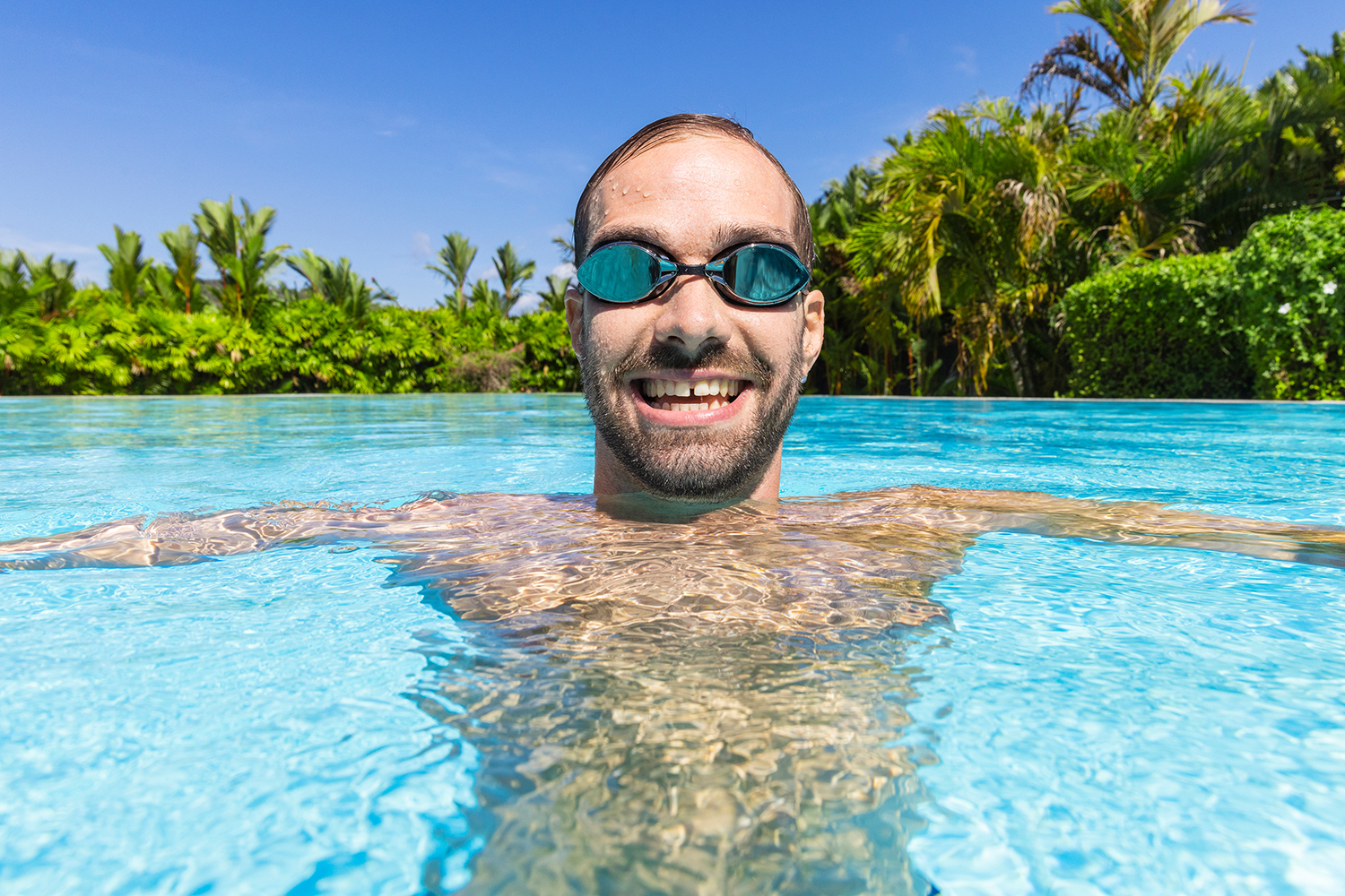 Elite Blast Pro™ Schwimmbrille ab 14 Jahren, sortiert