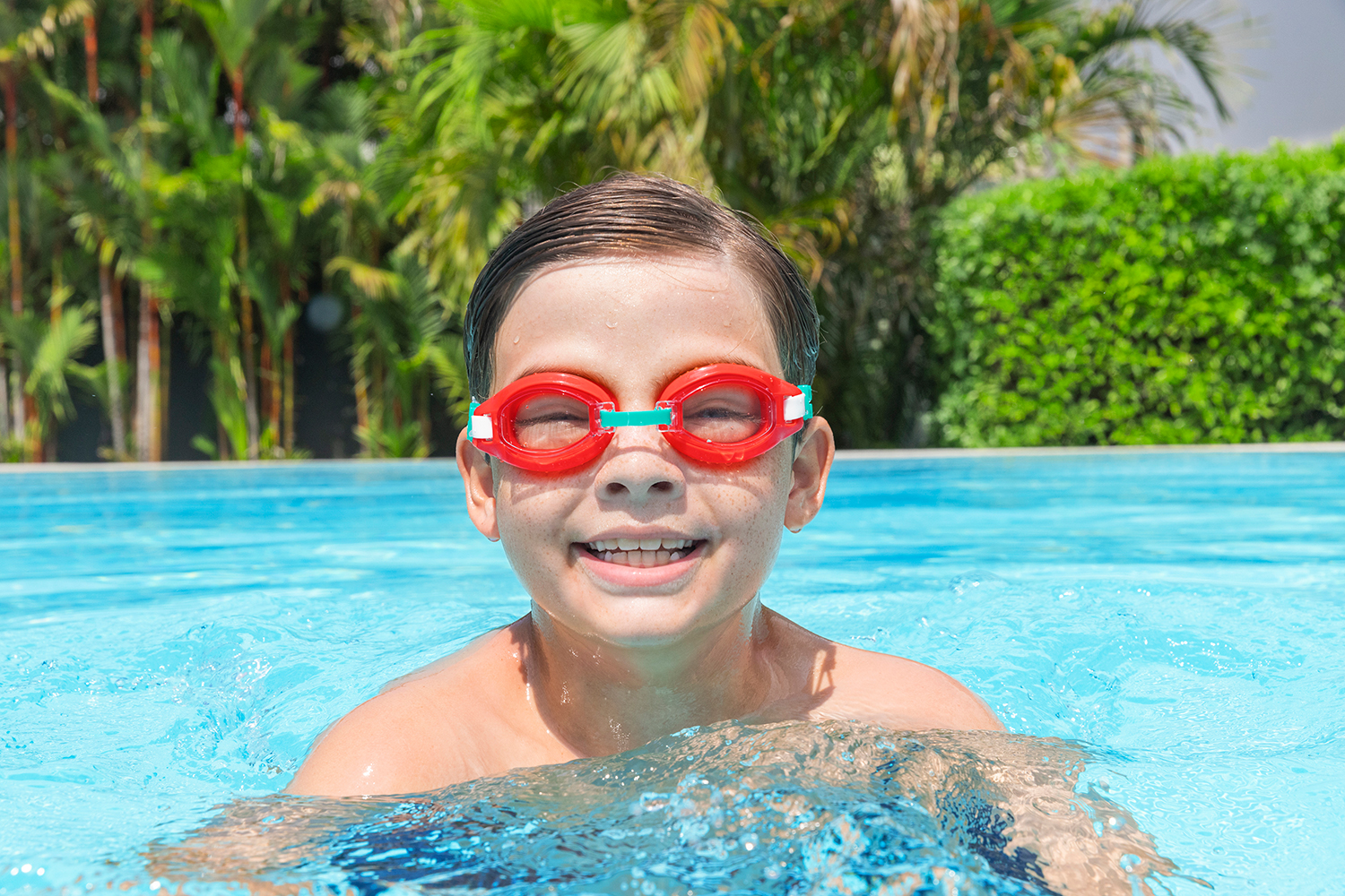 Aqua Burst Essential™ Schwimmbrille ab 7 Jahren, sortiert