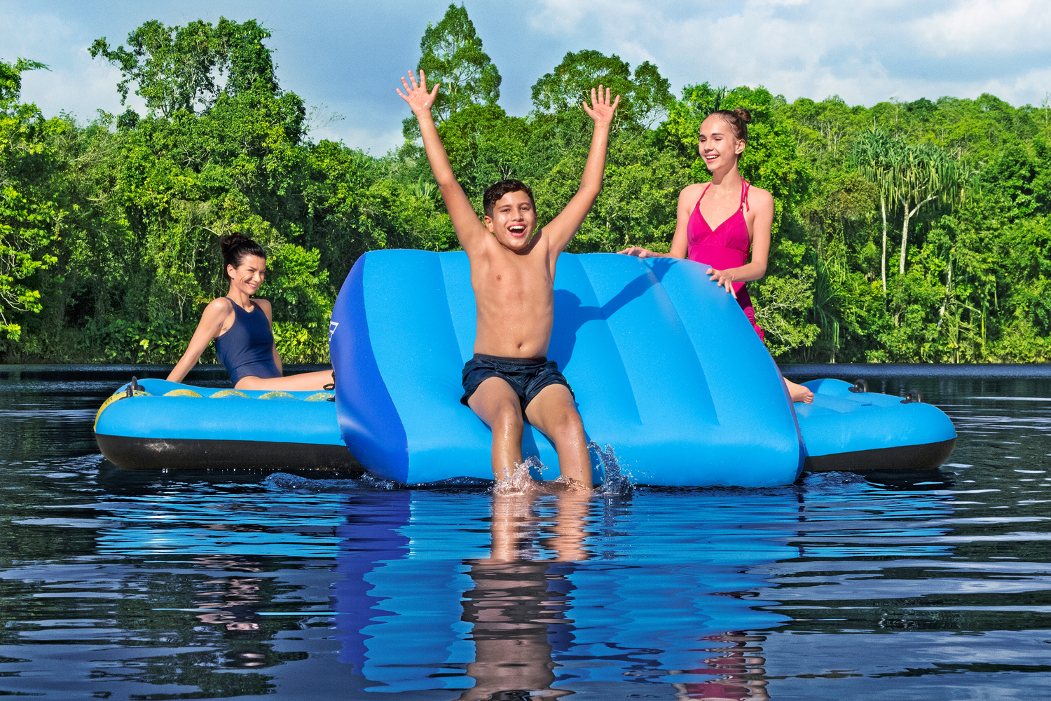 Badeinsel Summer Slide™ mit Wasserrutsche 376 x 311 cm