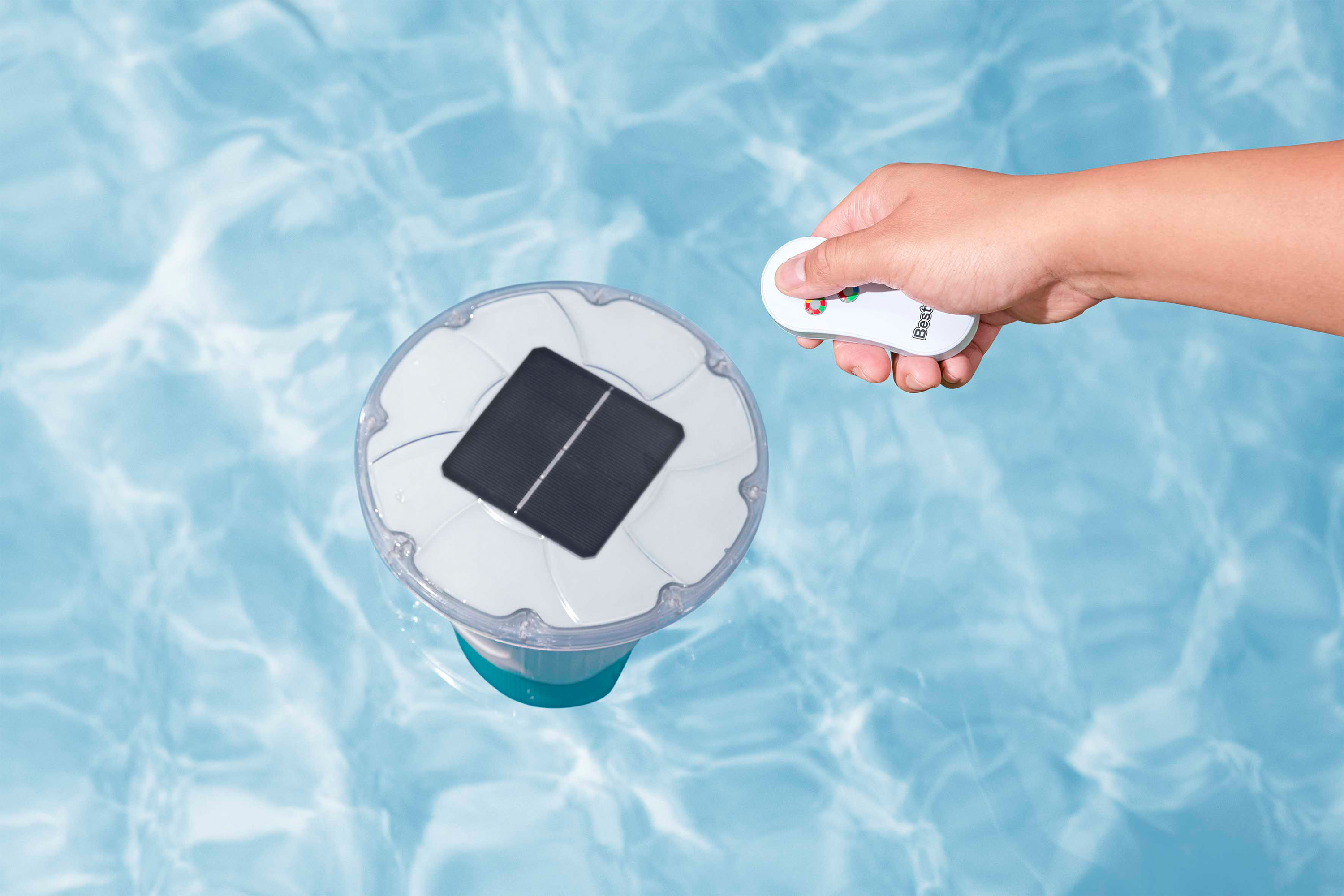 Dosierschwimmer SolarGlow™ mit solarbetriebenem LED Licht Ø 18 x 21,5 cm