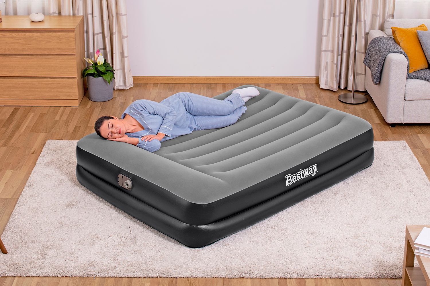 TriTech® Doppelluftbett mit integrierter Elektropumpe 203 x 152 x 46 cm TriTech® Doppelluftbett mit integrierter Elektropumpe 203 x 152 x 46 cm