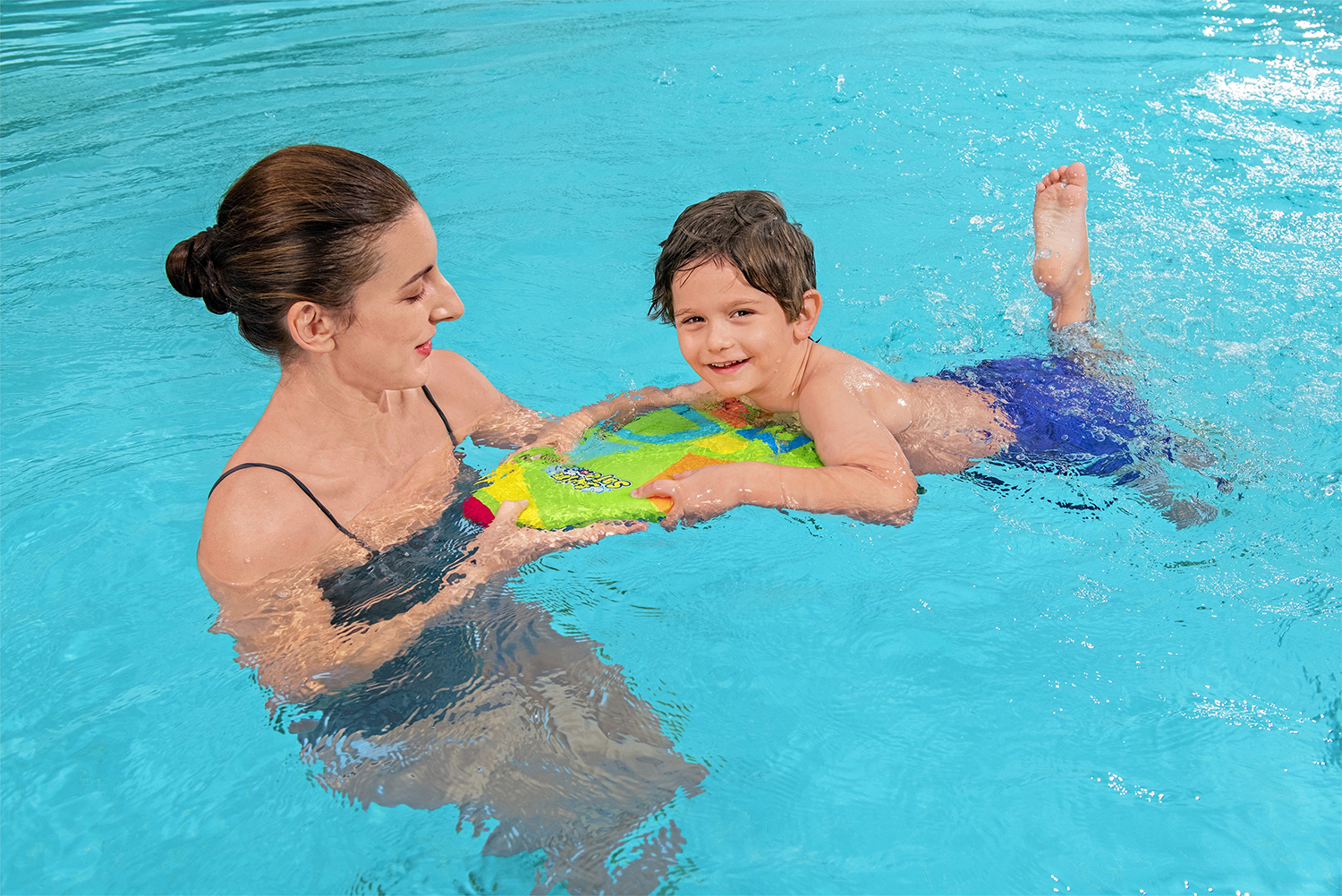 Swim Safe ABC™ Kickboard mit Textibezug Stufe C AquaStar™ 3-6 Jahre, sortiert