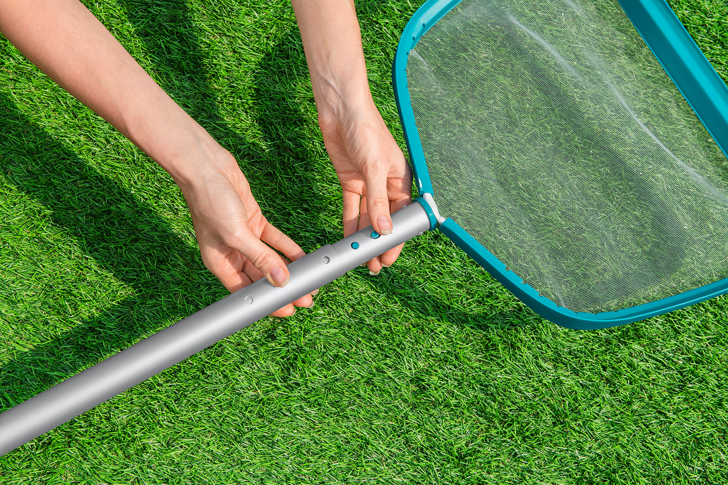 Poolkescher AquaScoop™ Deluxe für Teleskopstange 40 x 53 x 4,8 cm Poolkescher AquaScoop™ Deluxe für Teleskopstange 40 x 53 x 4,8 cm