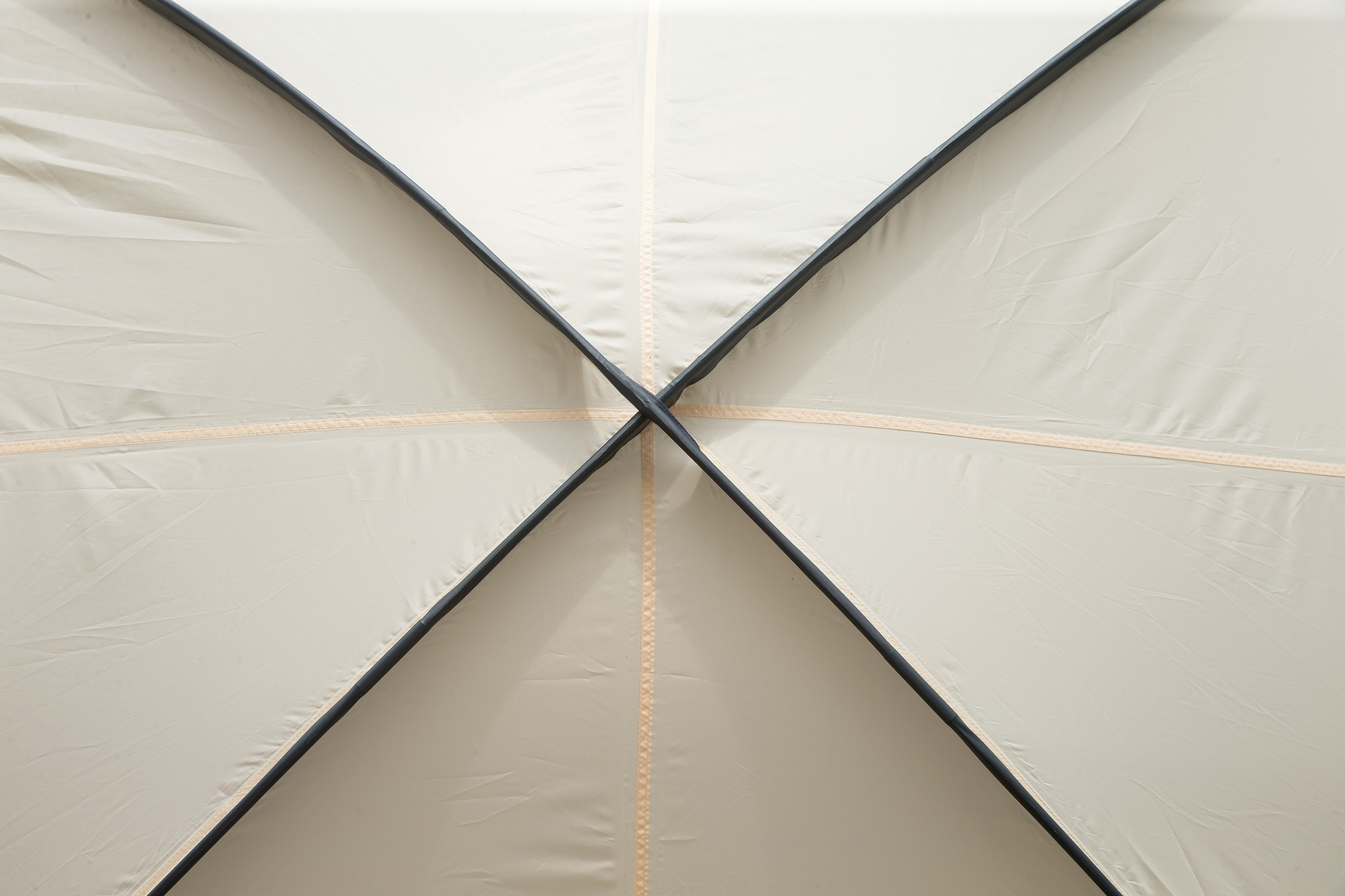 Lay-Z-Spa™ Pavillon 390 x 390 x 255 cm