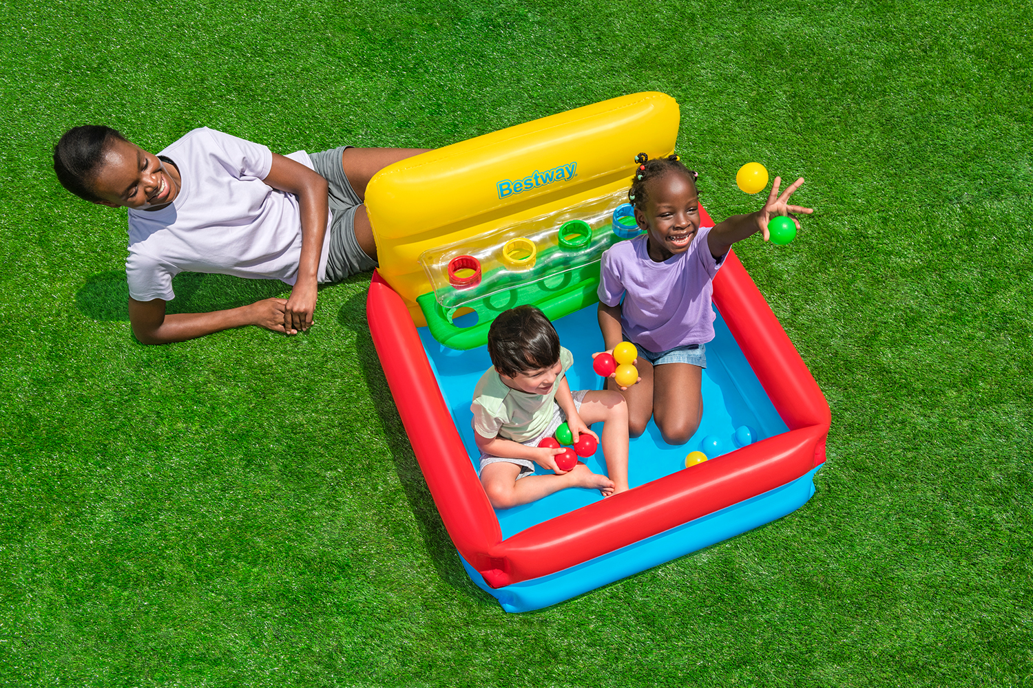 Sort 'n Play™ Bällebad 104 x 94 x 61 cm