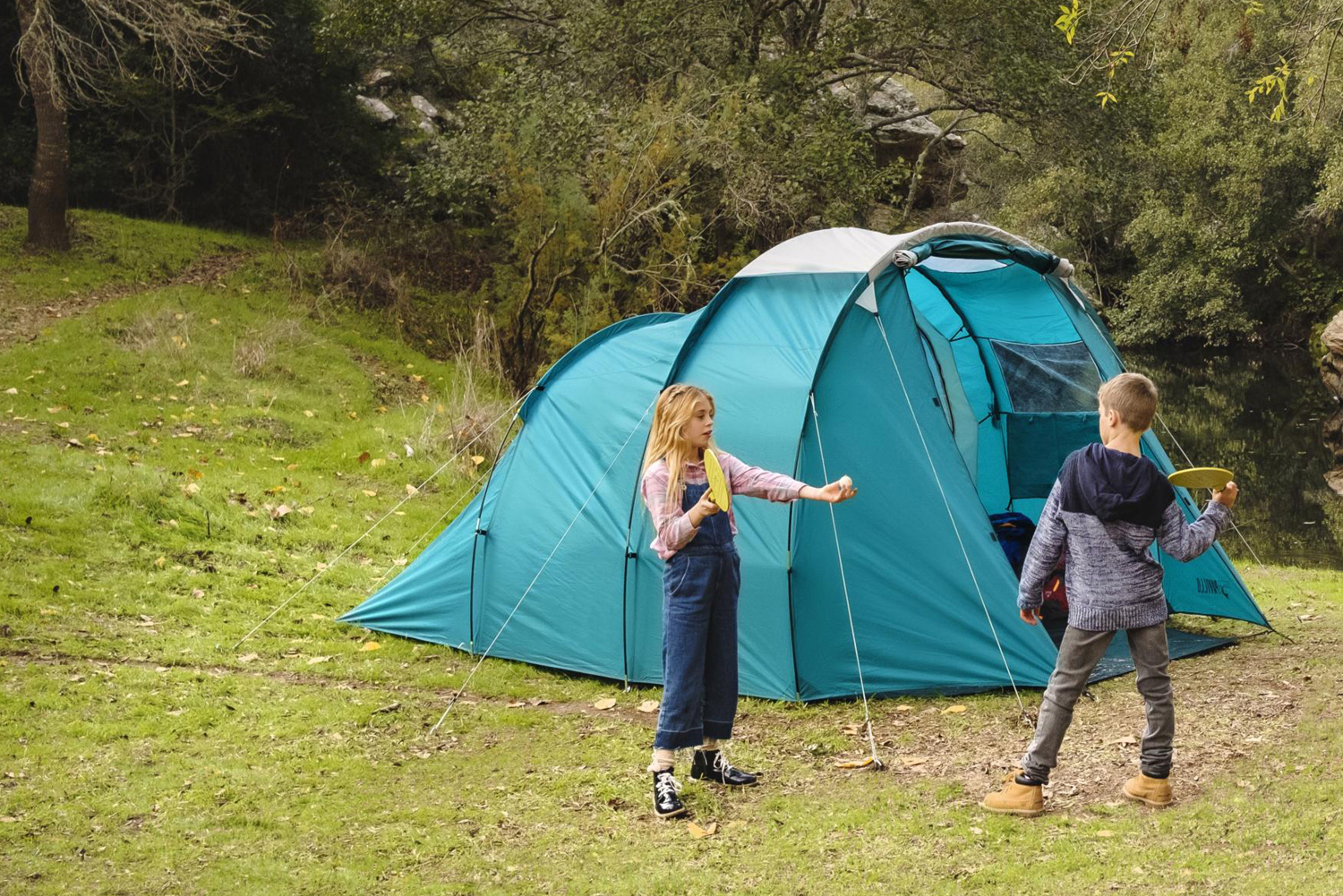 Pavillo™ (10'+37")x8'4"x71"/(3.05m+95cm)X2.55mX1.80m Family Dome 4 Tent